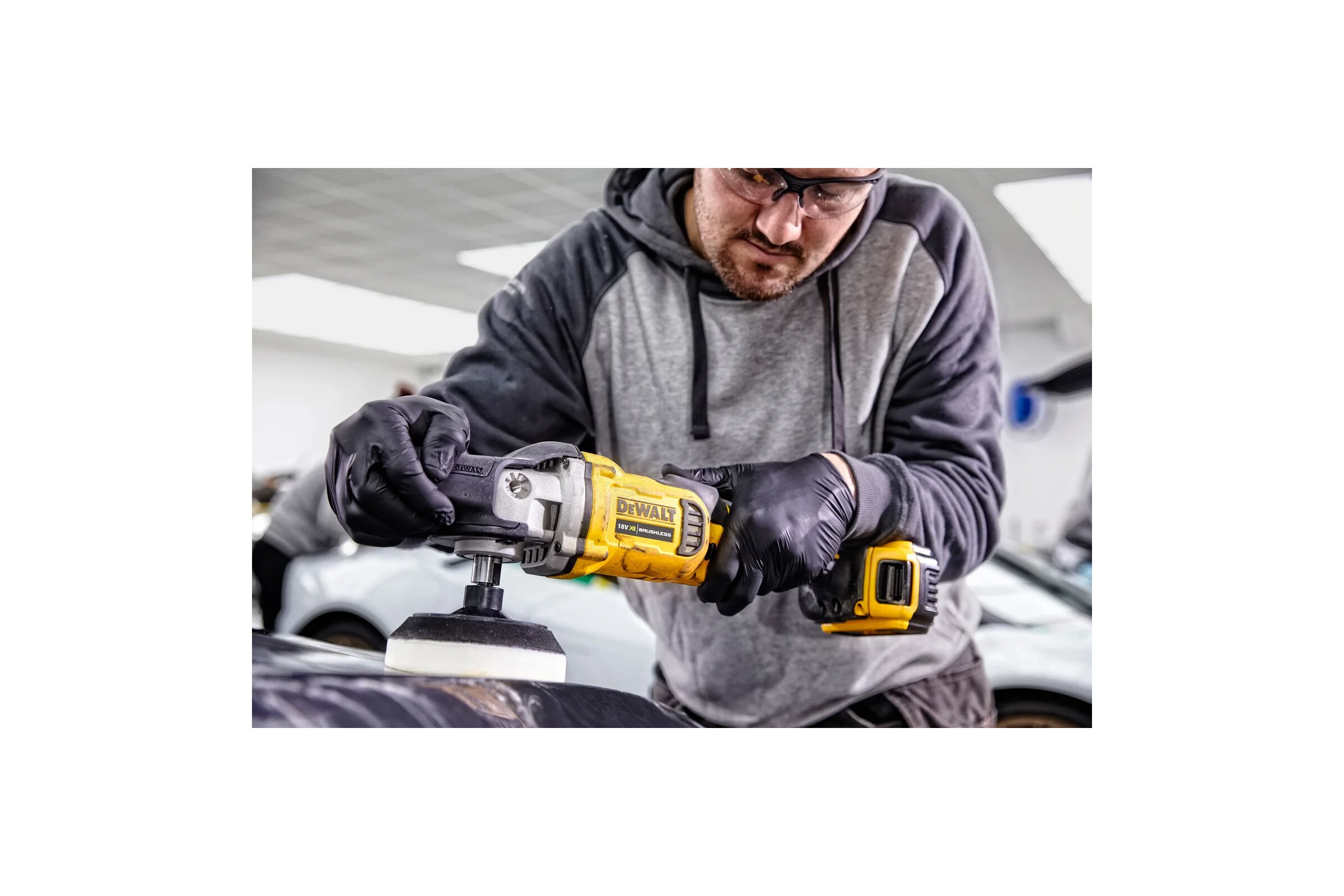 Аккумуляторная полировальная машина Dewalt DCM849N, 18 В, 2200 об/мин, без АКБ и ЗУ DCM849N-XJ