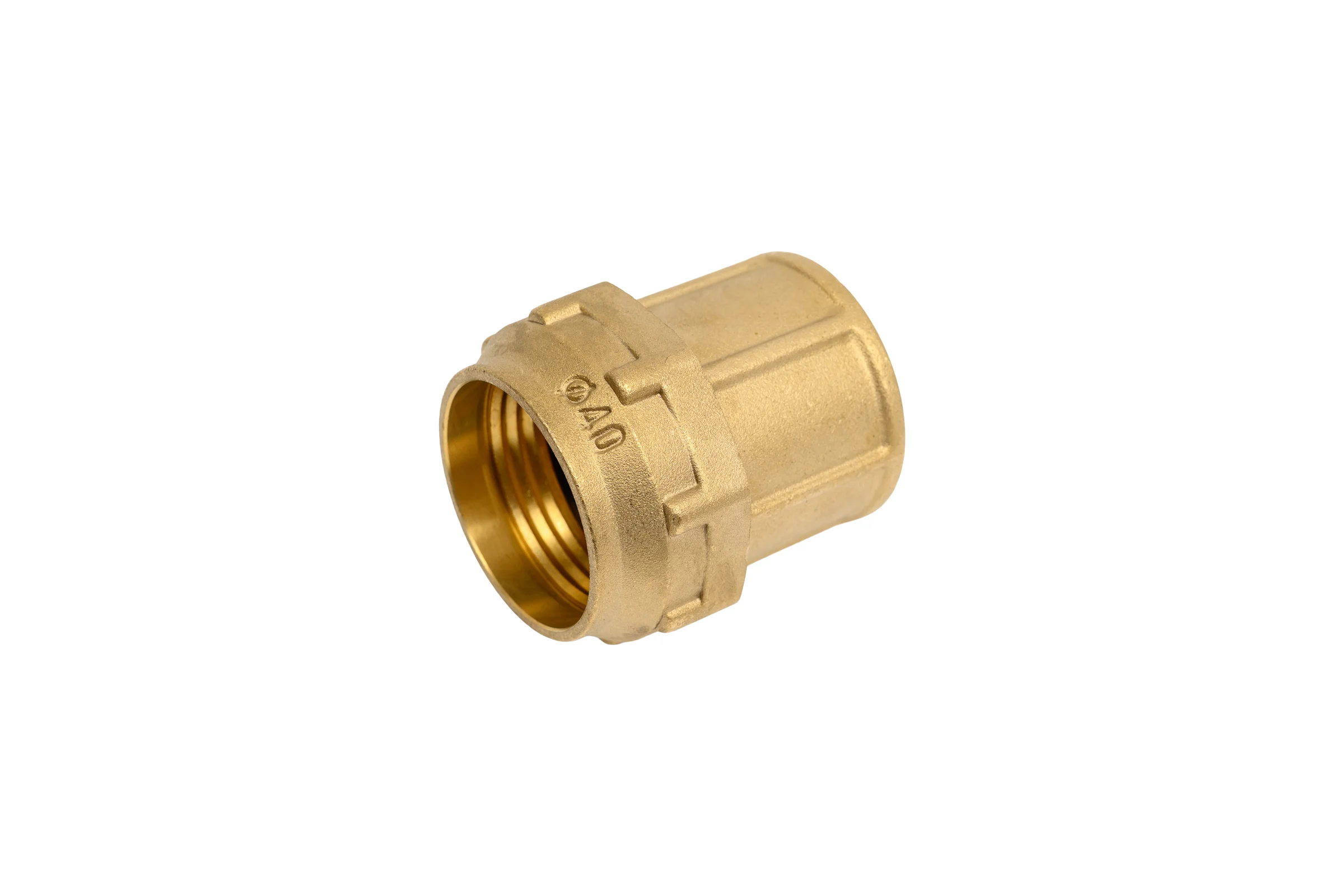 Муфта прямая латунная для ПНД труб Millennium 40-1 1/4" с внутренней резьбой PFBF4032 (710 11/4")