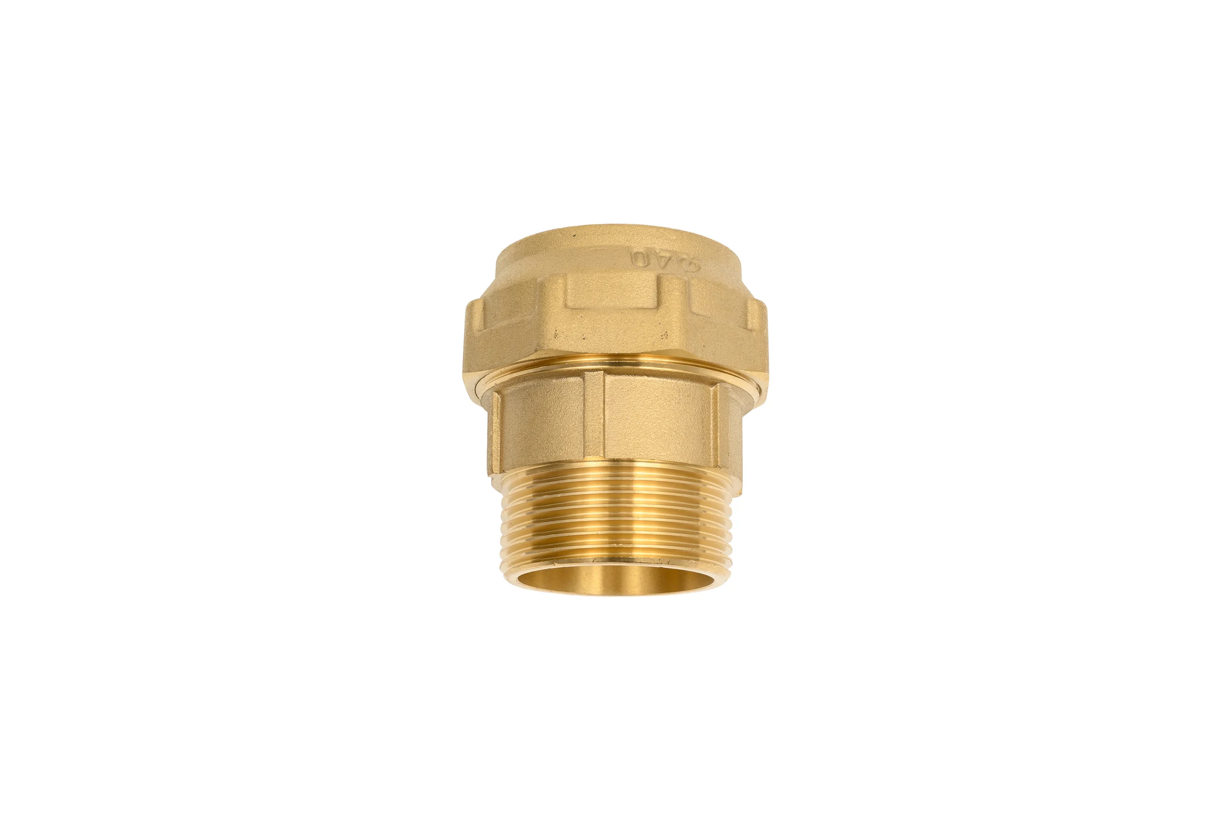 Муфта прямая латунная для ПНД труб Millennium 40-1 1/4" с наружной резьбой PFBM4032 (715 11/4")