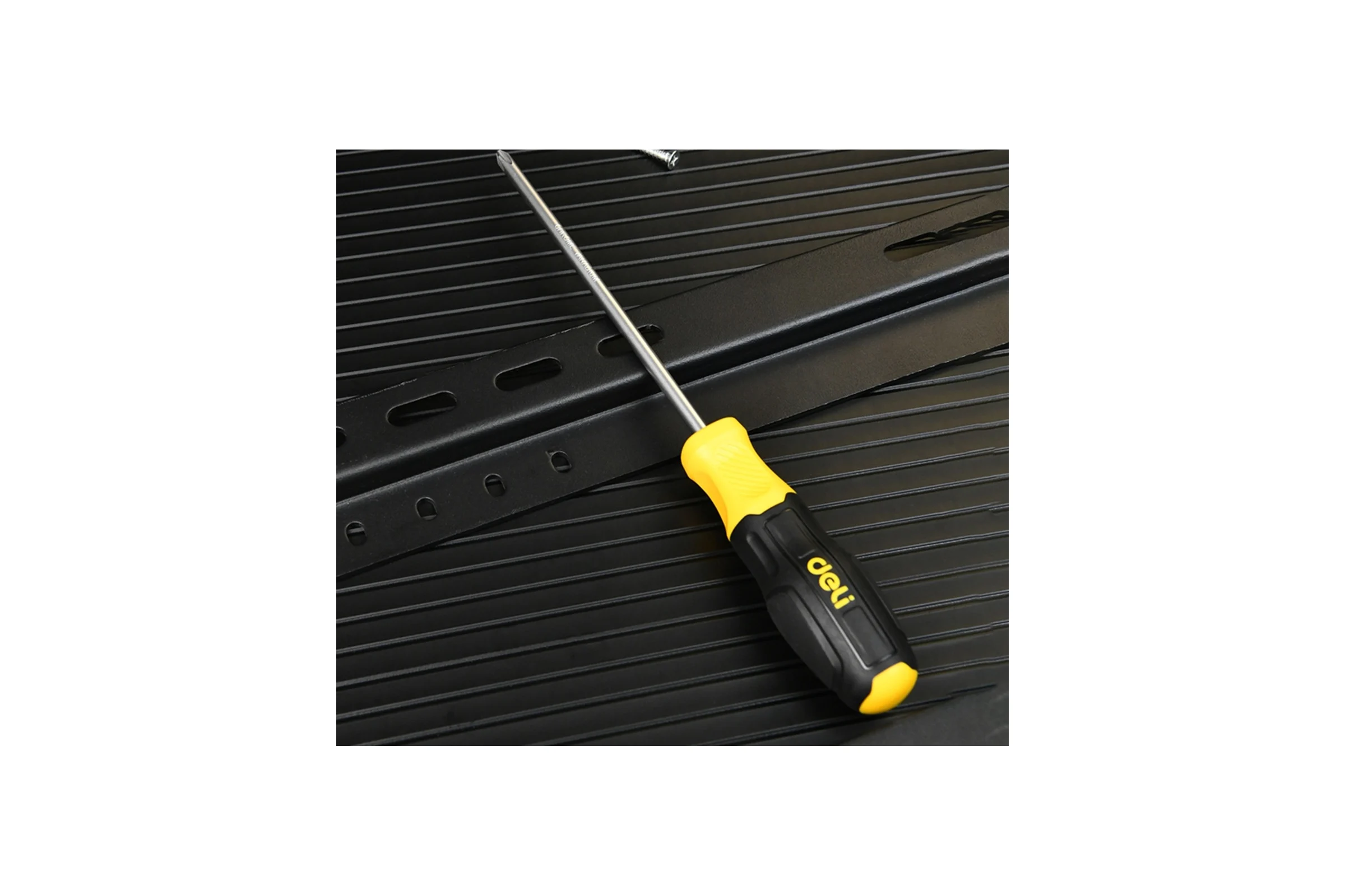 Набор отверток DELI 4 шт DL630004N (SL5/PH1x100 + SL6/PH2x150, сталь Cr-V, двухкомпонентная прорезиненная рукоять) 183594