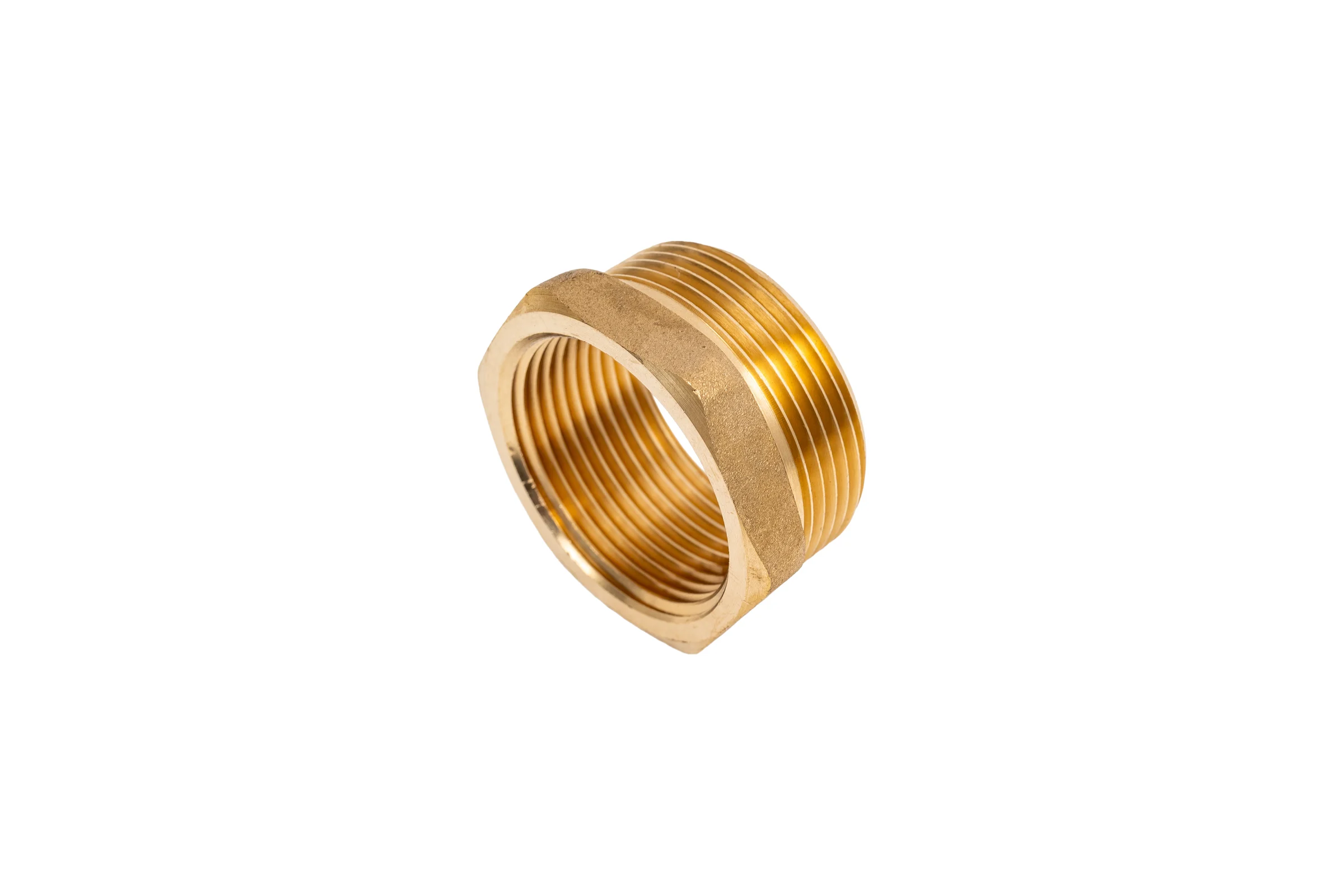 Футорка латунная Millennium 1 1/2" х 1 1/4" наружная резьба/внутренняя резьба LFMF4032