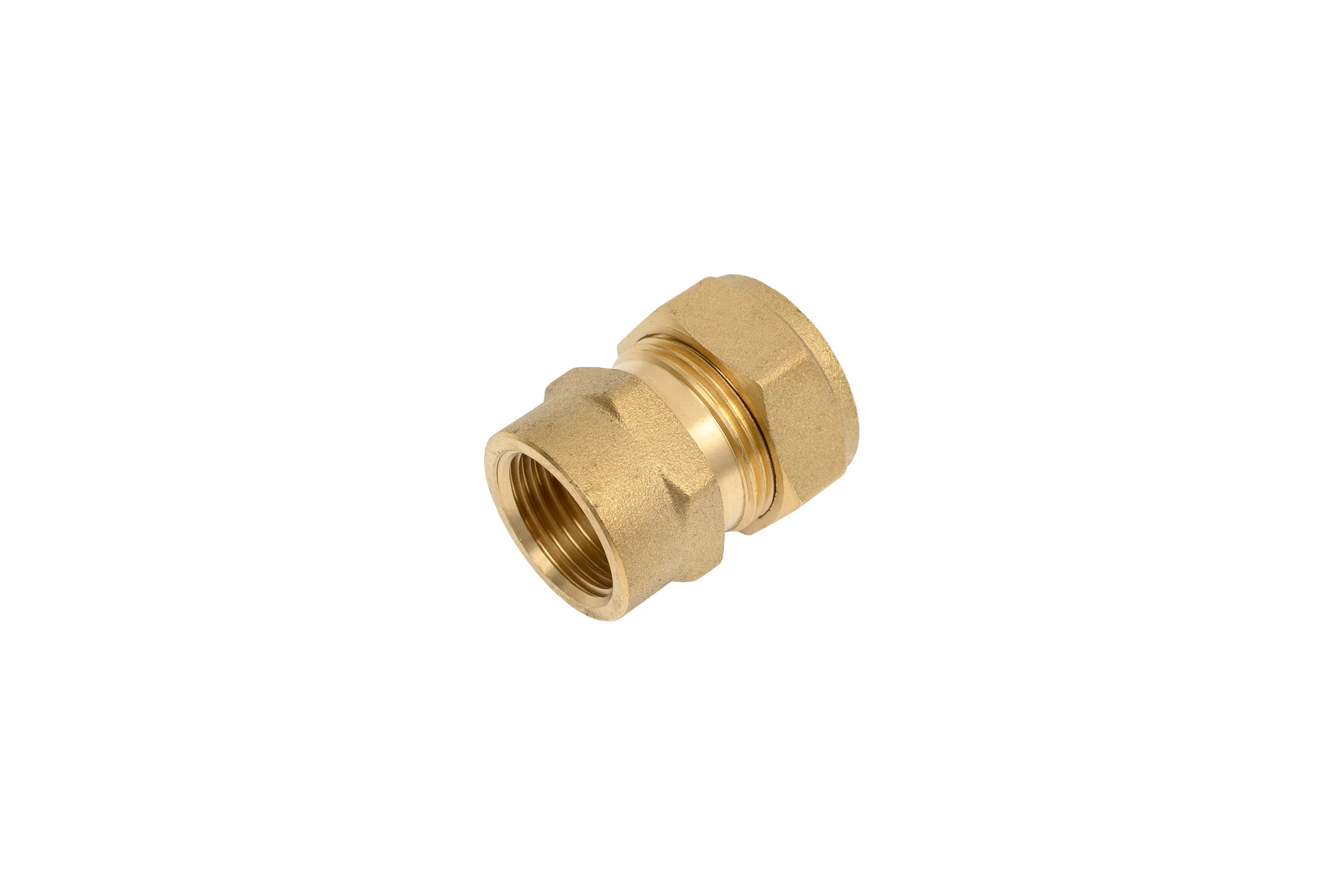 Соединительная муфта для гофрированных труб Millennium 15x1/2" с внутренней резьбой MNF1215