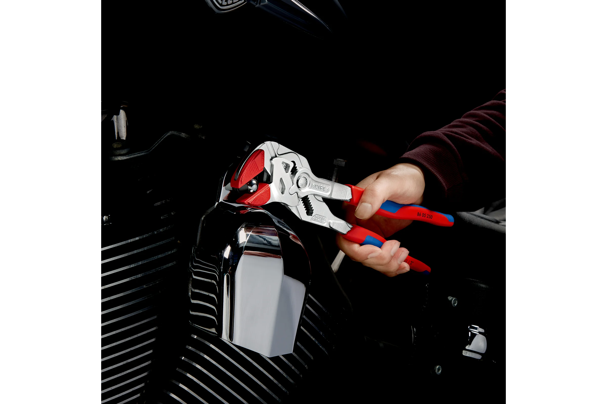 Переставные клещи-ключ Knipex 52 мм (2"), длина 250 мм, хром, 2К ручки, KN-8605250SB
