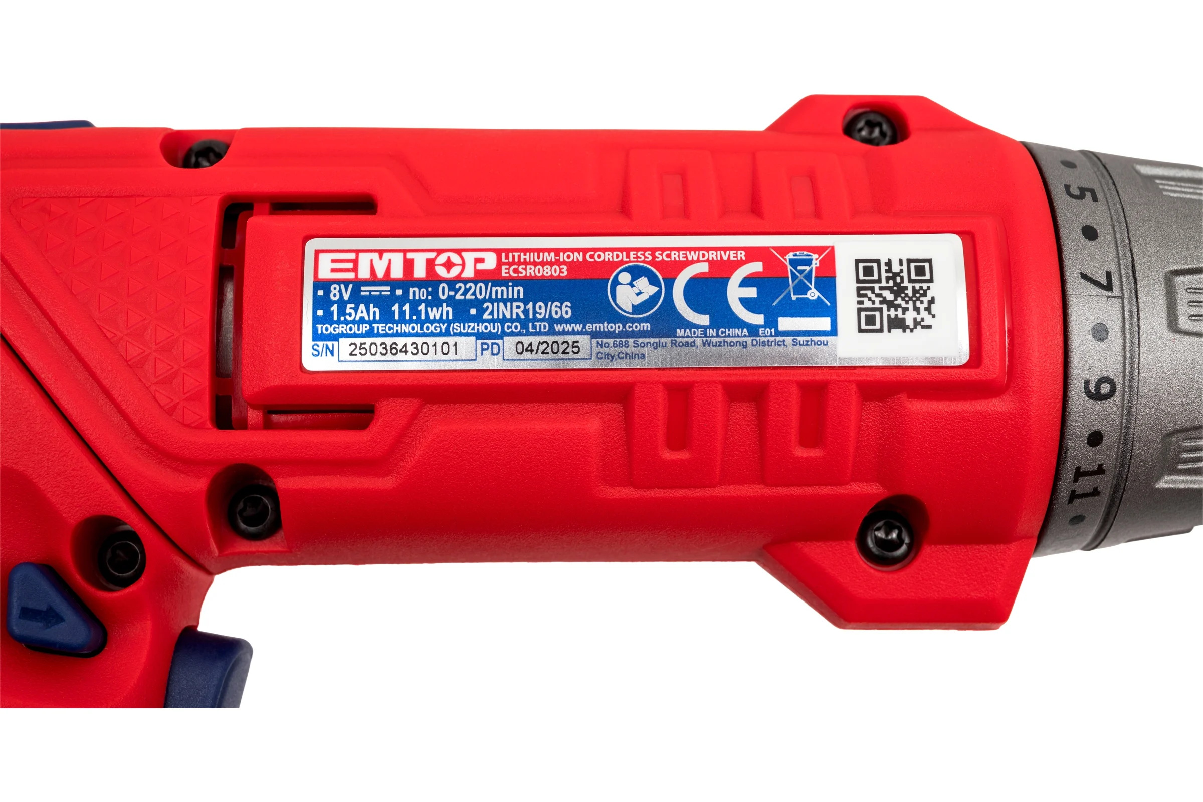 Отвертка аккумуляторная emtop напряжение: 8 В Шестигранный хвостовик: 1/4 " Скорость холостого хода: 220 об / мин Максимальный крутящий момент: 6 Нм ECSR0803