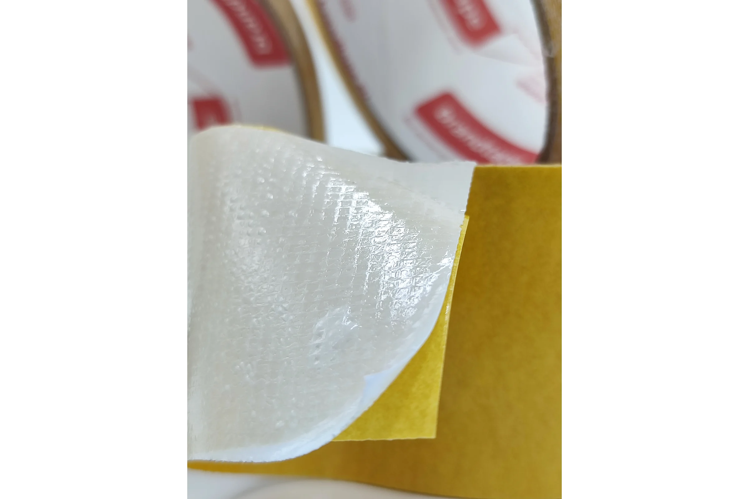 Двухсторонняя клейкая лента Brandtape ткань 36мм х 25м (упаковка 1 шт.) 4631177461026