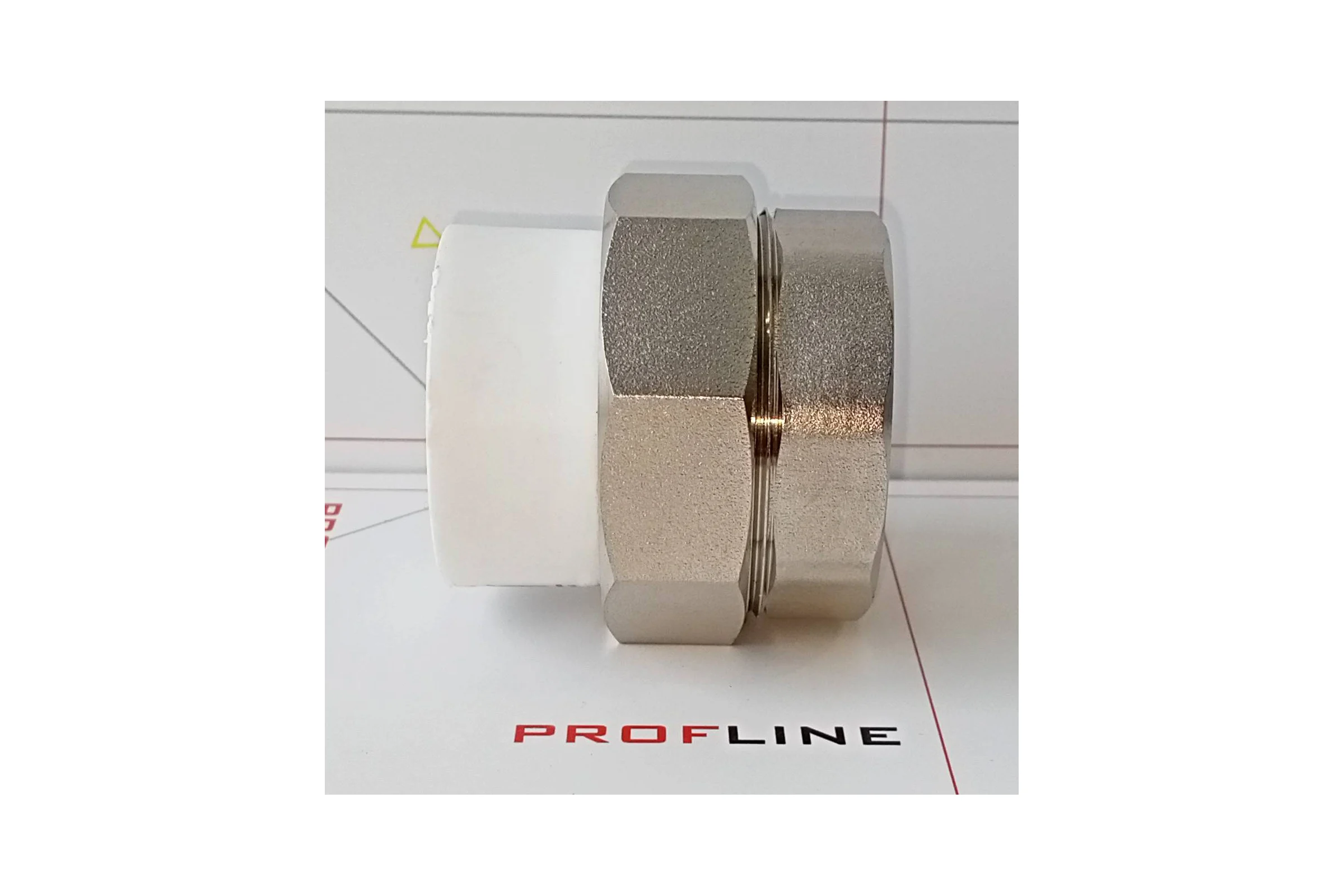 Американкака муфта комбинированная разборная PROFLINE 32x1 1/4 ВР УТ-00020889