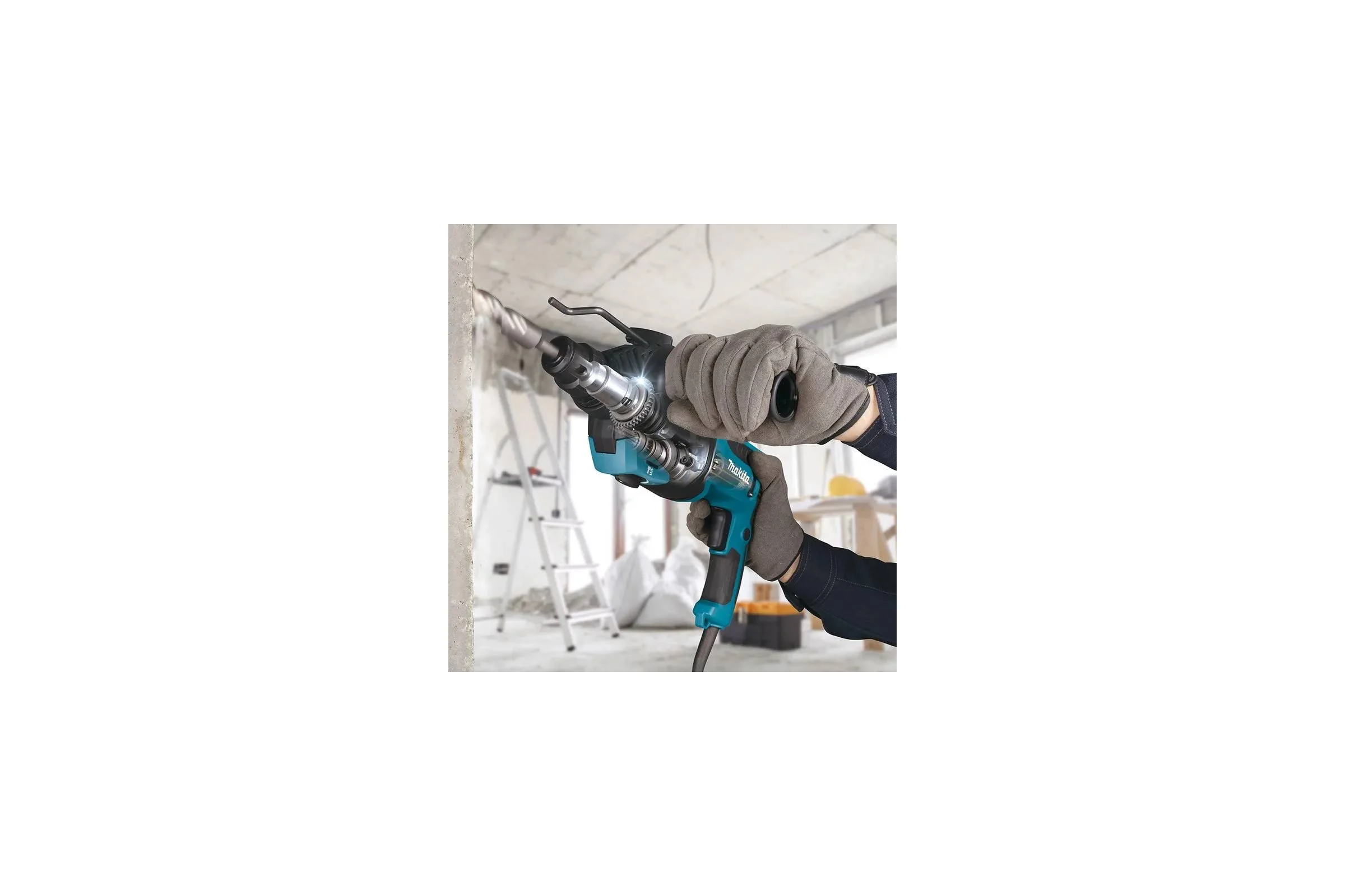 Перфоратор Makita HR2670