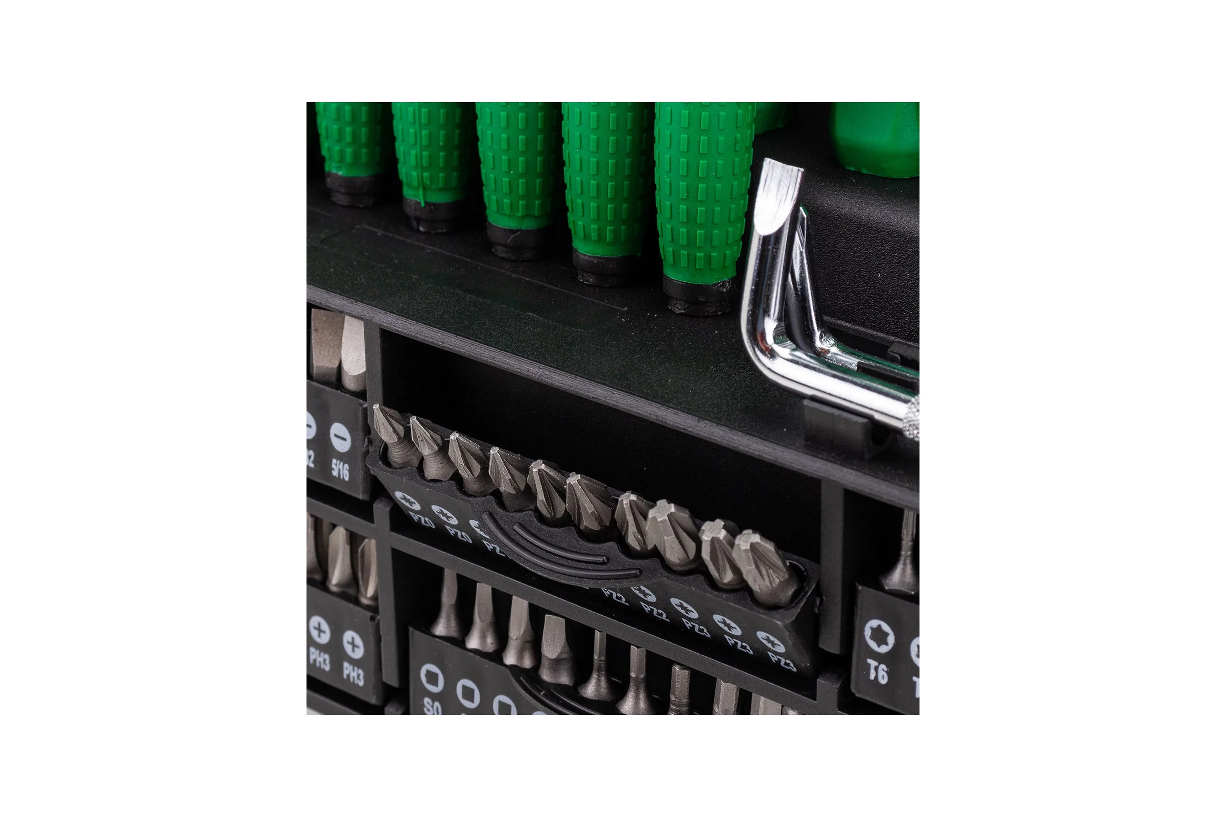 Набор отверток и бит Rockforce 100 предметов RF-10100+7(65570)
