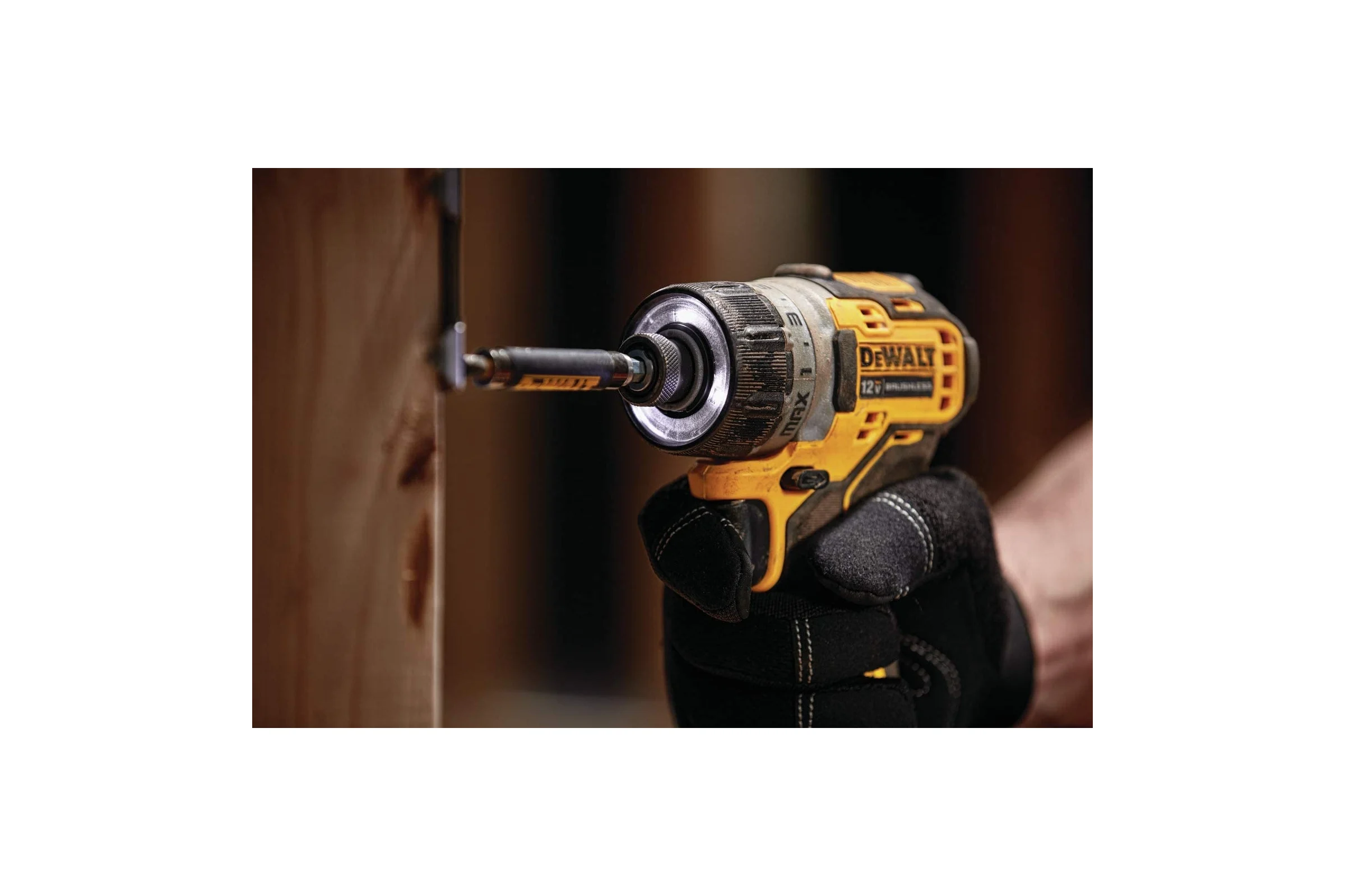 Аккумуляторный шуруповерт Dewalt DCF601N, 12 В, 8 Нм, без АКБ и ЗУ DCF601N-XJ