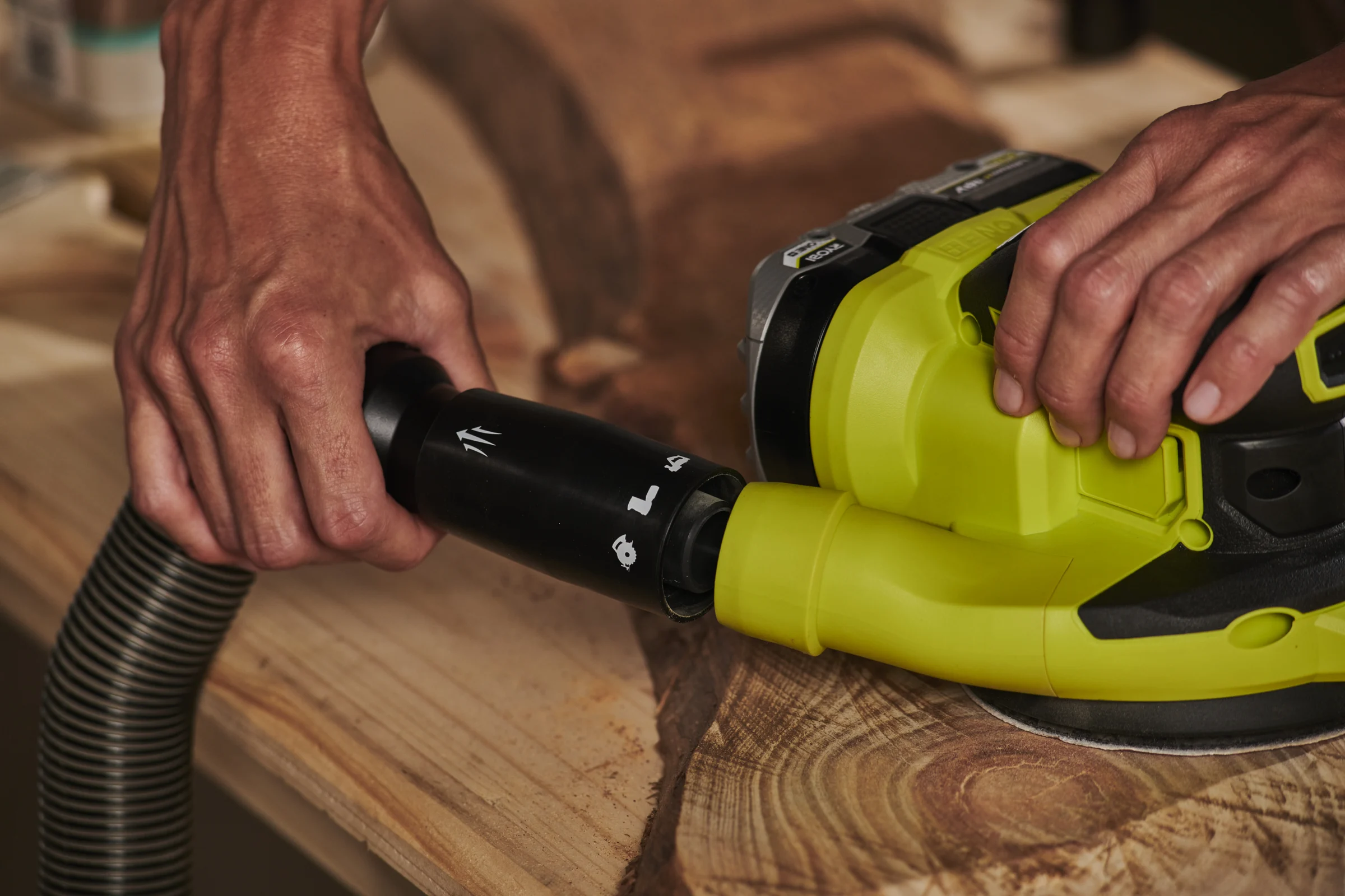 18В Эксцентриковая машина RROS18C-0 Ryobi 5133006186