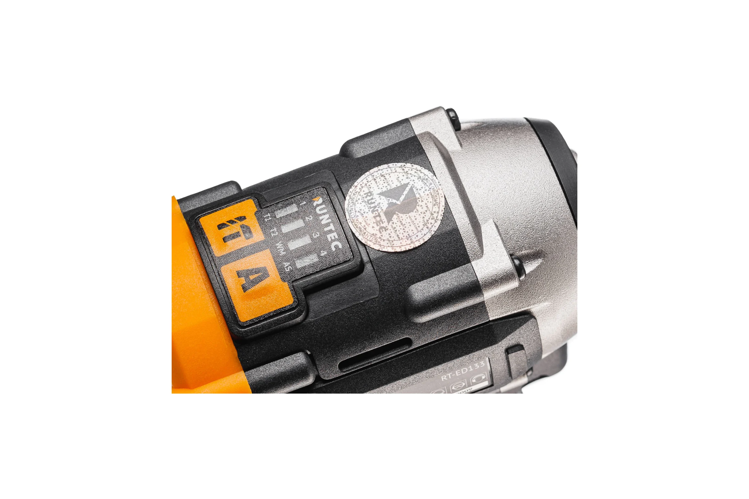 Винтоверт ударный аккумуляторный RUNTEC PRO 1/4, 16В, 2*2Ач, 150Нм RT-ED133