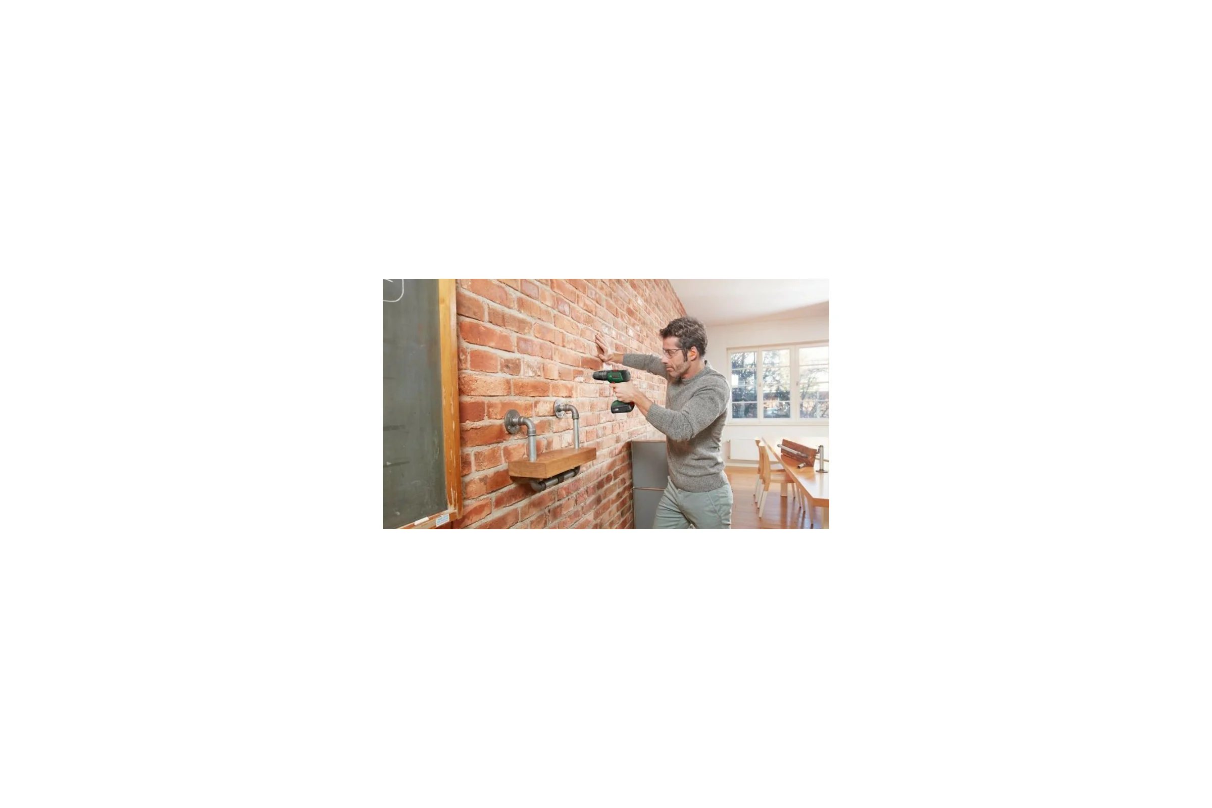 Аккумуляторный шуруповерт Bosch UniversalImpact 18V 06039D4102