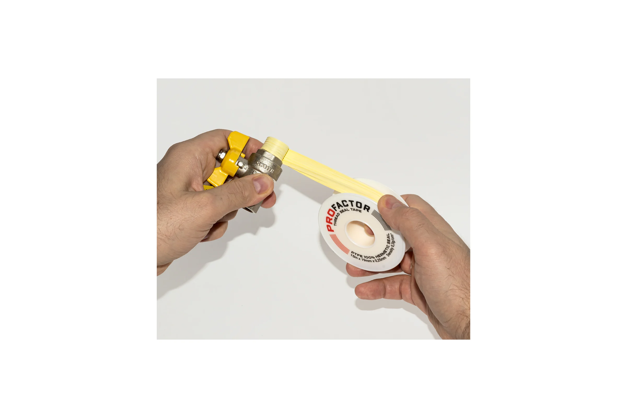 ФУМ лента PROFACTOR PF Professional желтая Ф85 мм 19мм х 0,25мм х 15м PF FE 531