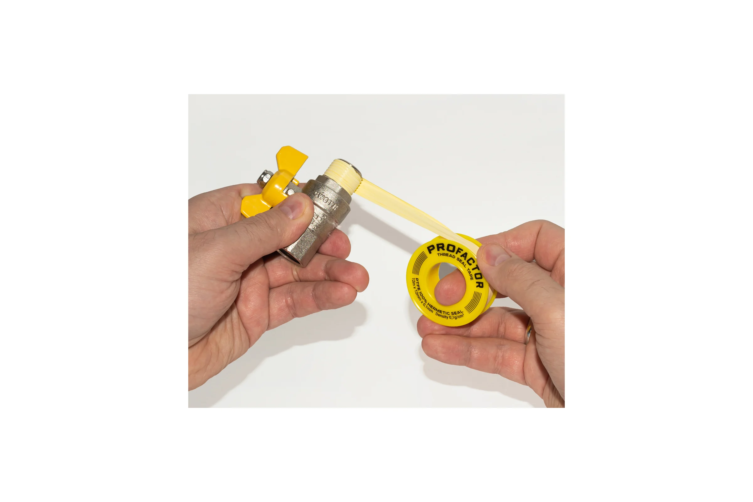 ФУМ лента PROFACTOR PF Professional желтая Ф55мм 12мм х 0,1мм х 12м PF FE 533