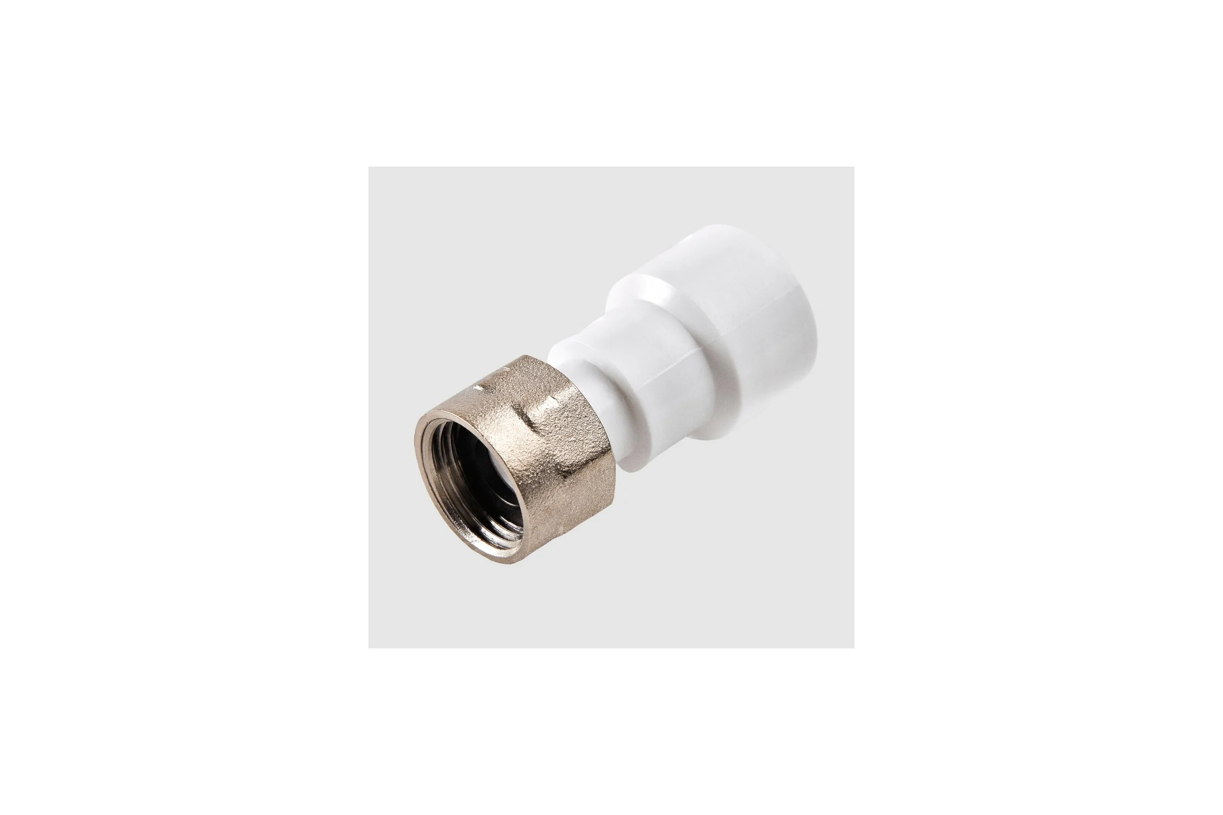 Муфта РВК ПП с накидной гайкой D20-1 020601