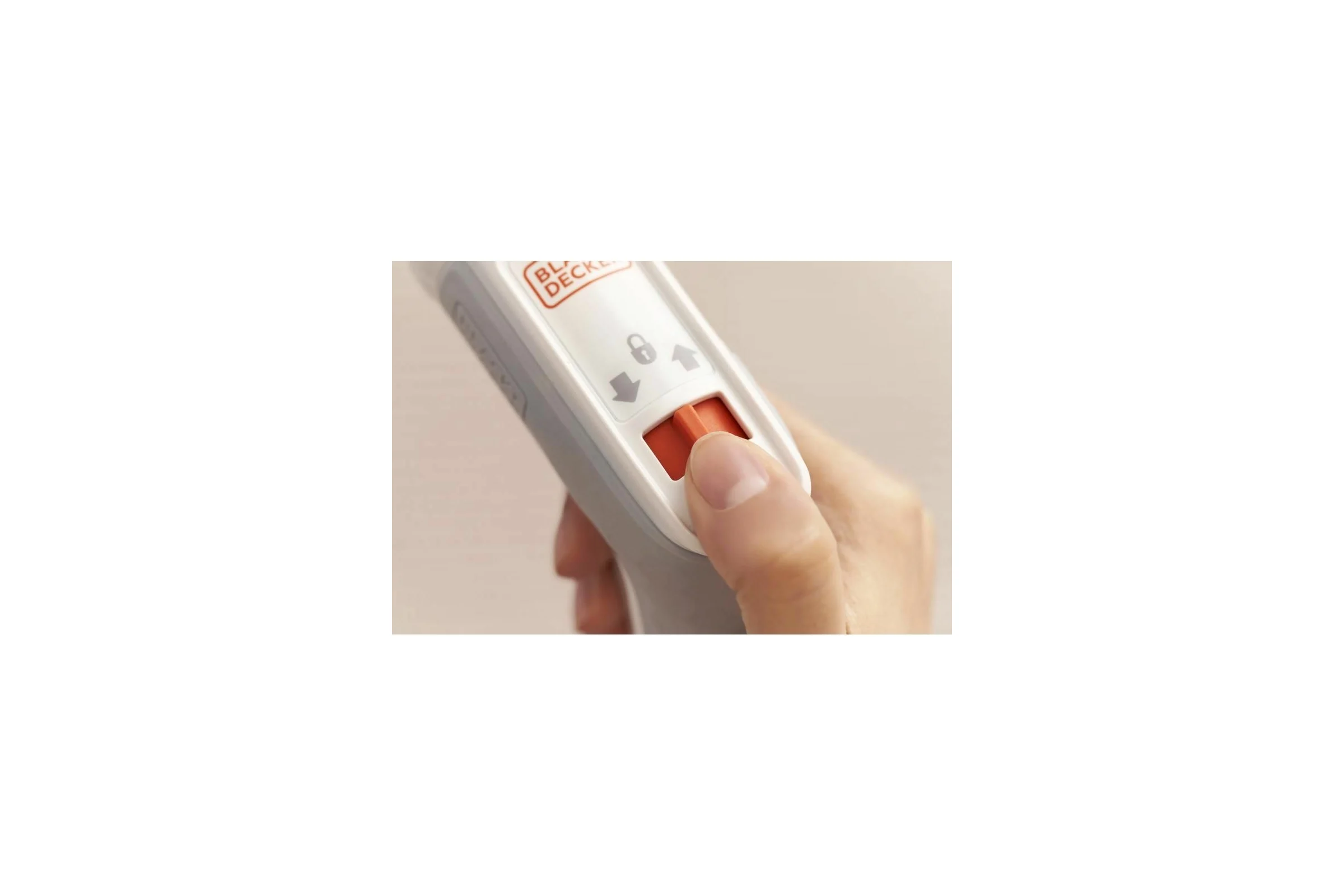 Аккумуляторная отвертка для сборки мебели Black&Decker BCRTA01-XJ