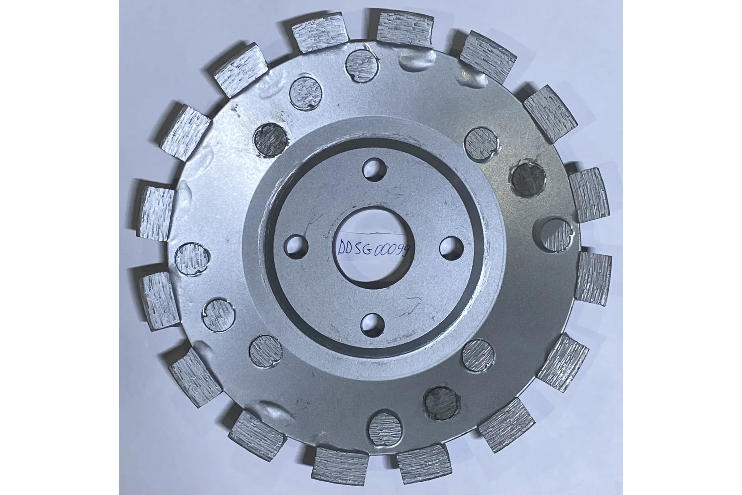 Диск DIAMUT для криволинейной резки D180 H30+4F T4 Z16 V15 (гранит) DDSG00099