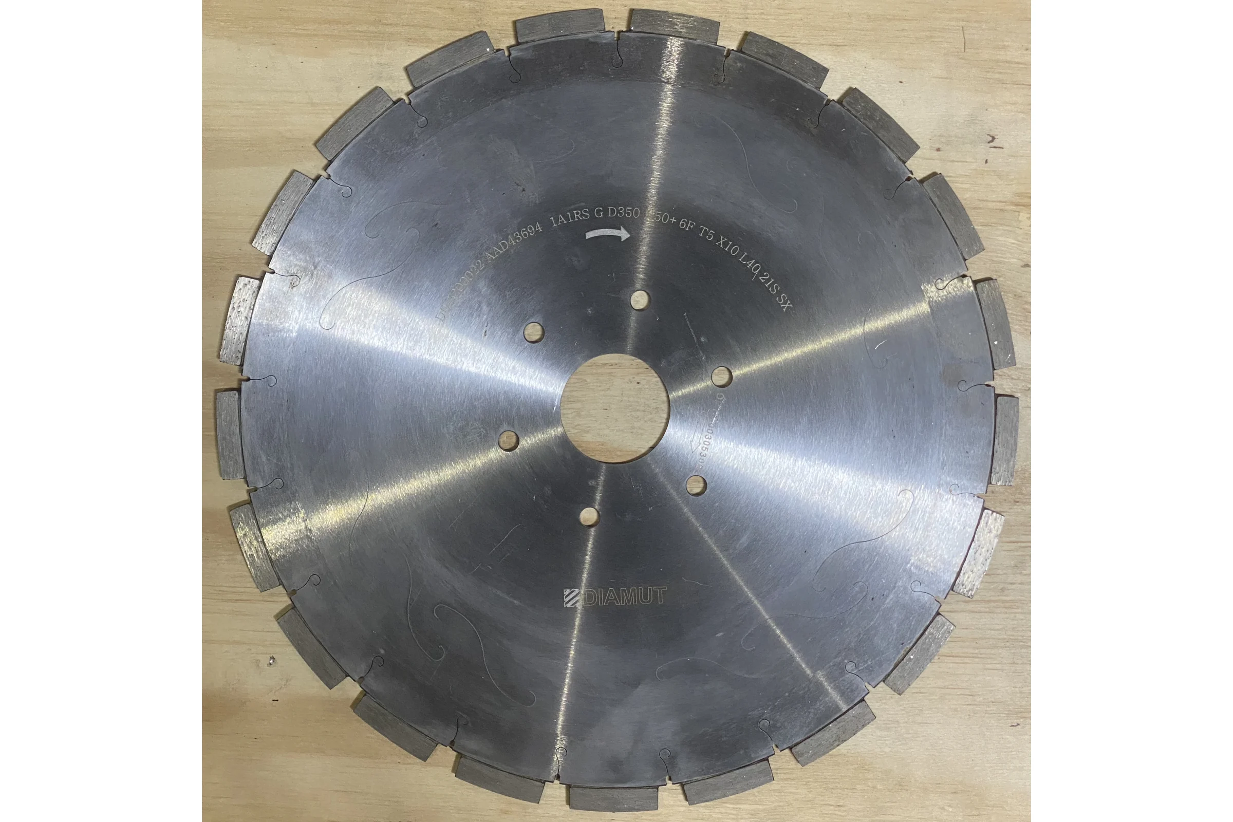 Диск DIAMUT для прямолинейной резки D350 H50 Segm12x3x40 Z21 SILENT (гранит) DDSG00022