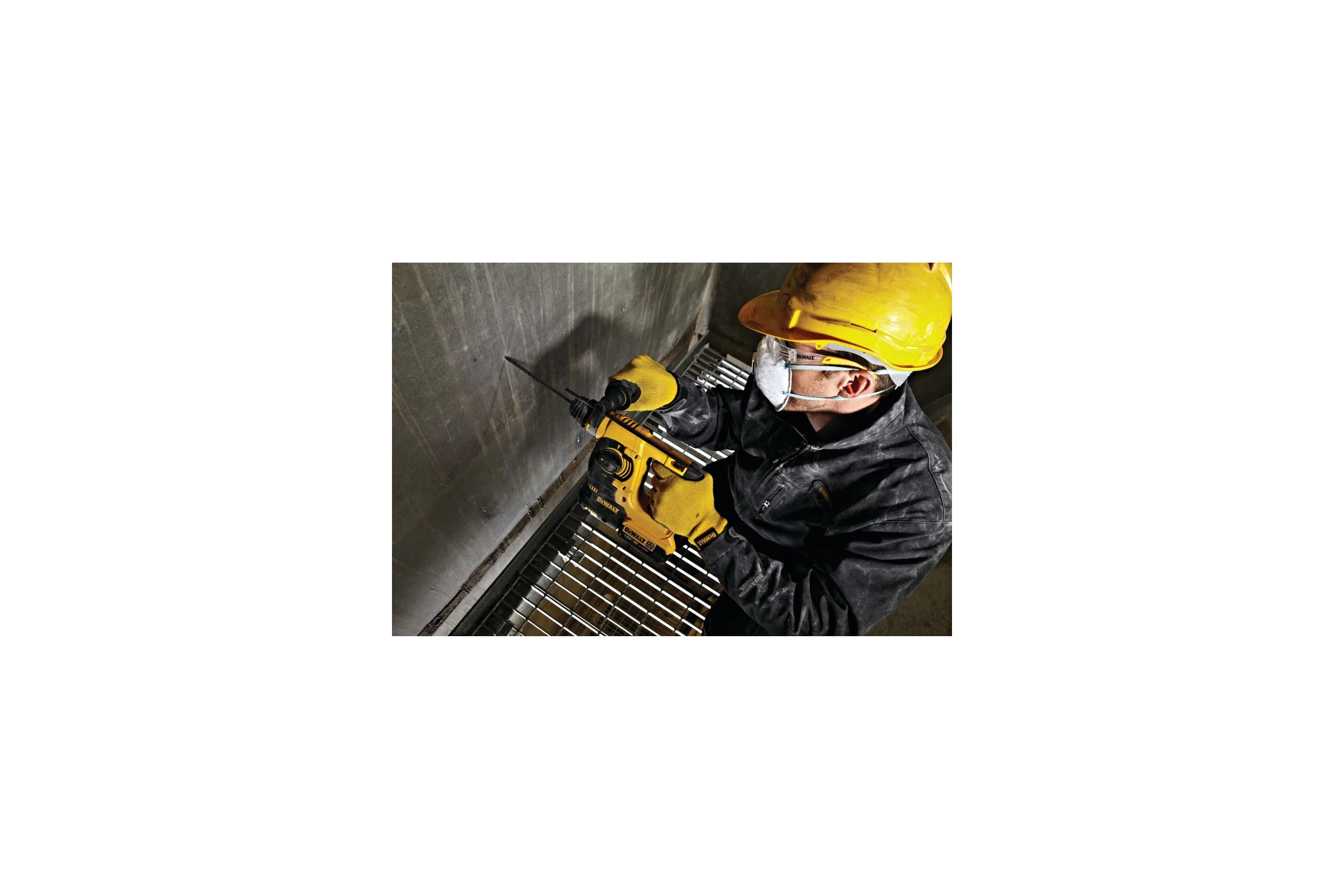 Аккумуляторный перфоратор Dewalt 18 В, 2.1 Дж, 4500 уд/мин, без АКБ и ЗУ, в кейсе TSTAK DCH253NT