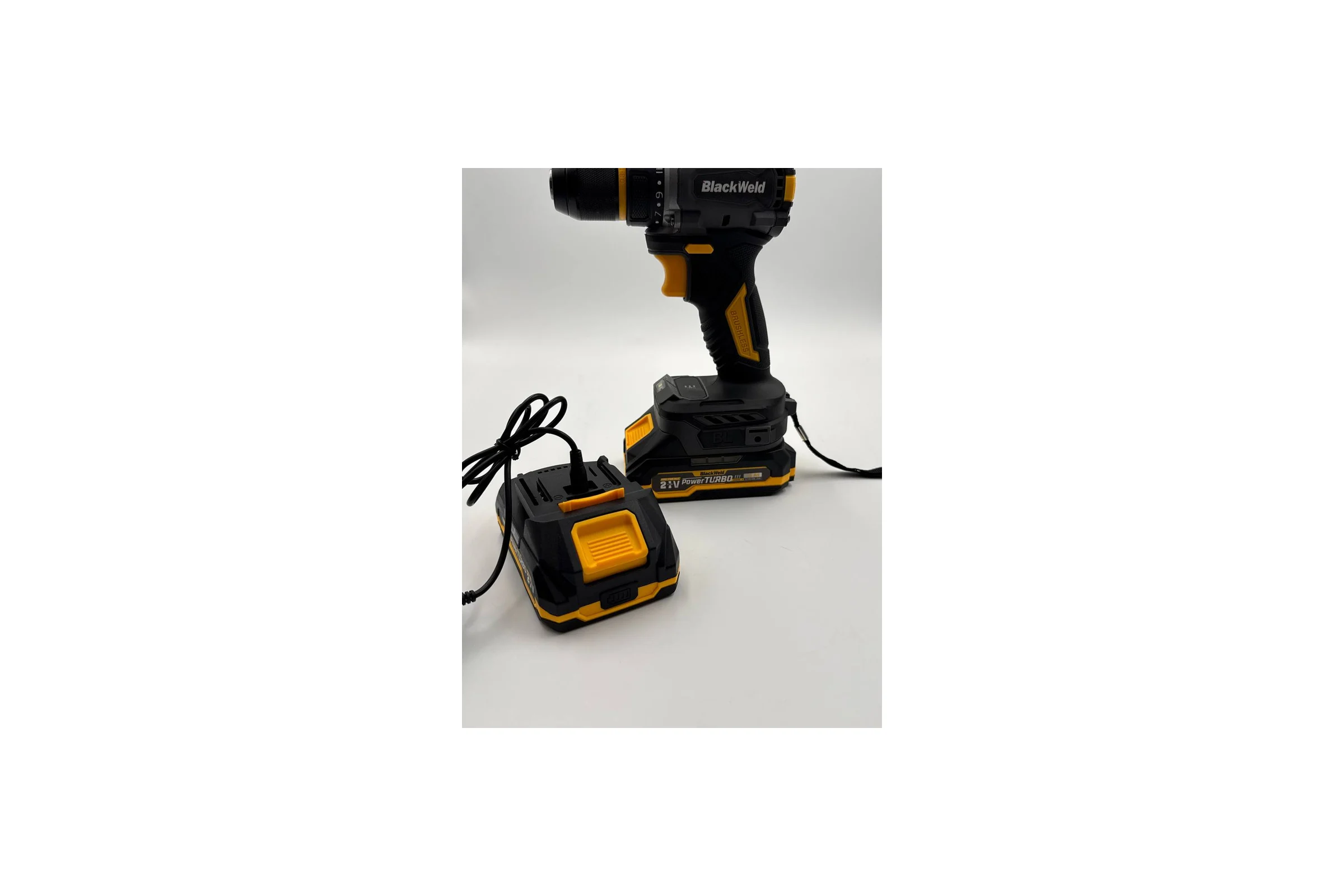 Дрель-шуруповерт аккумуляторная BlackWeld 21V 1.5Ah 150242