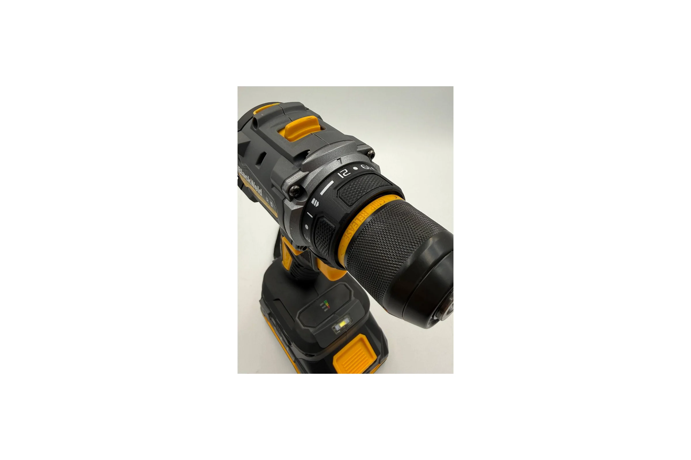 Дрель-шуруповерт аккумуляторная BlackWeld 21V 2.0Ah 150243