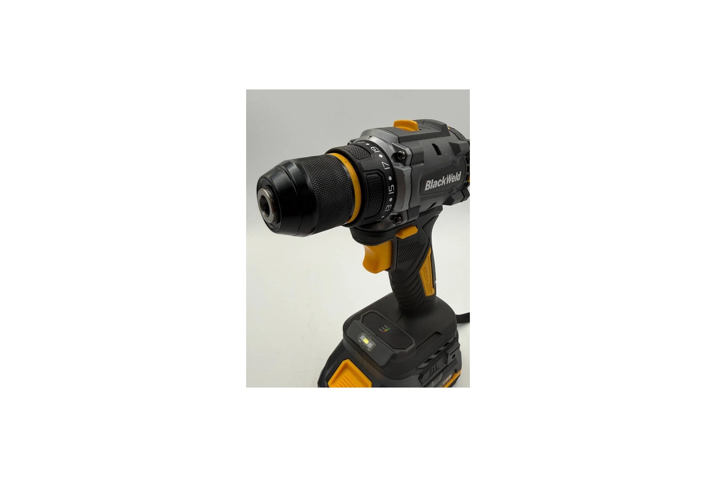 Дрель-шуруповерт аккумуляторная BlackWeld 21V 2.0Ah 150243