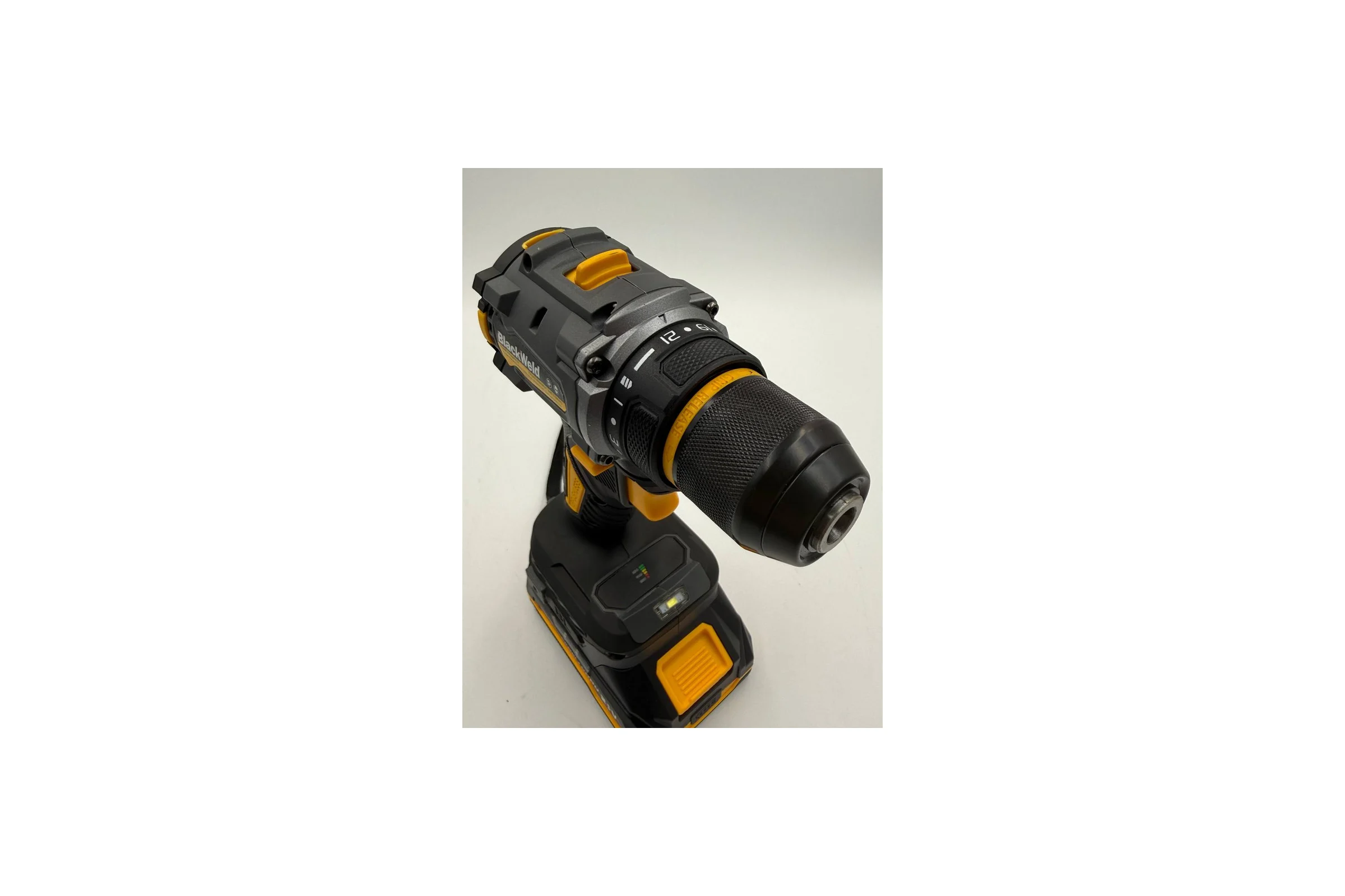 Дрель-шуруповерт аккумуляторная BlackWeld 21V 2.0Ah 150243