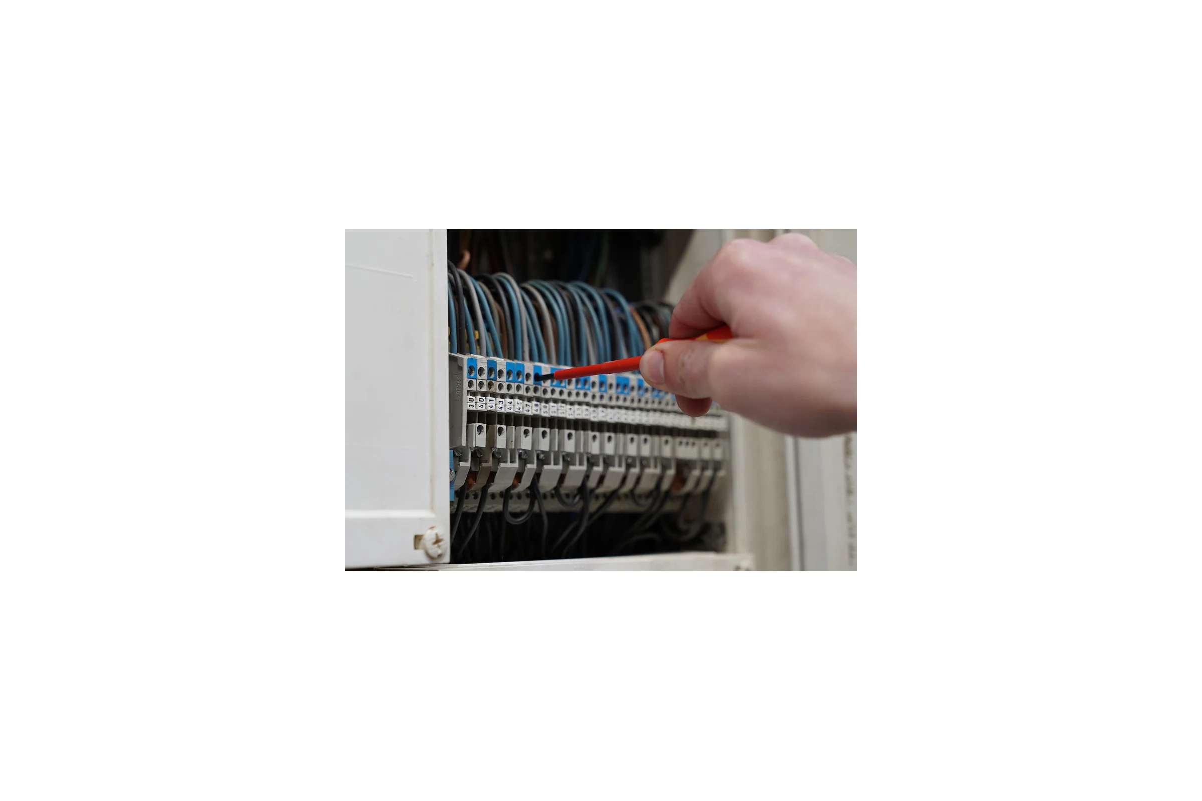 Набор отверток Brilliant Tools VDE SL шлицевые и PH Phillips 9 предметов BT068010