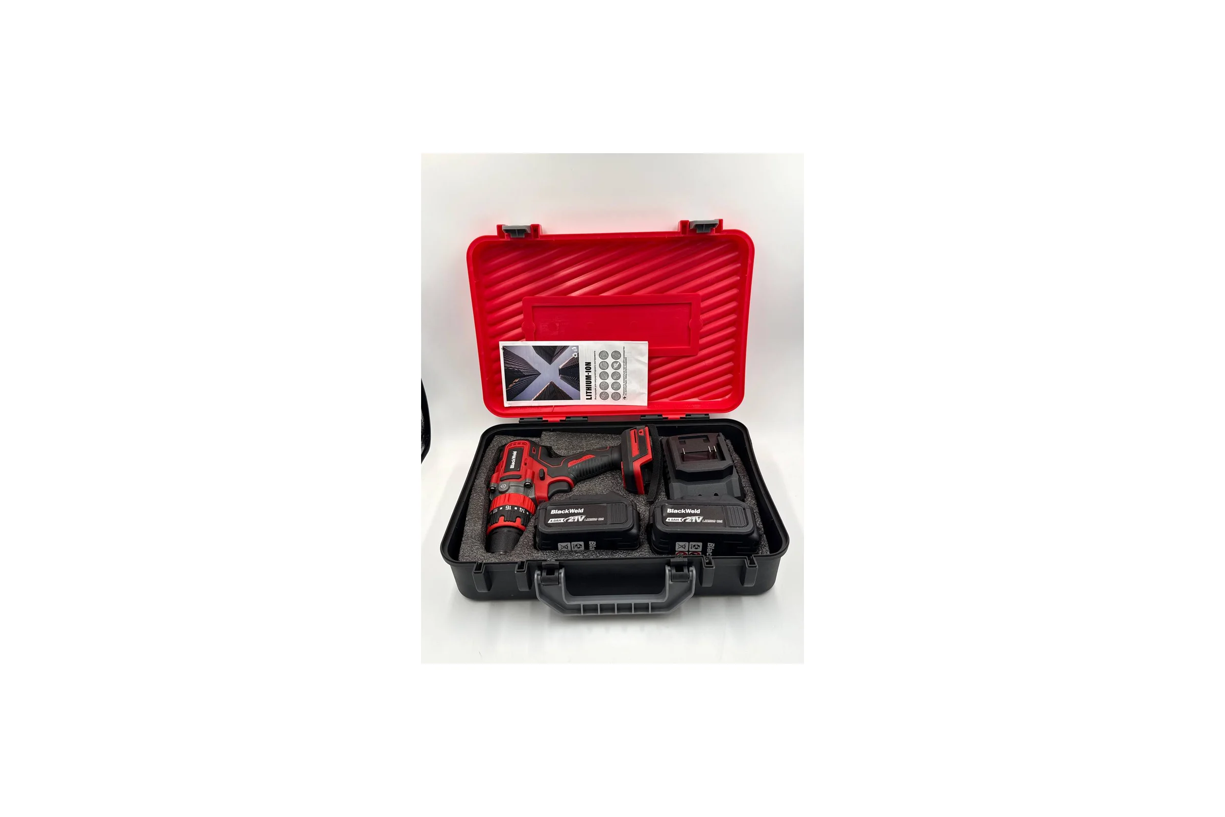 Дрель-шуруповерт BlackWeld ударная бесщеточная аккумуляторная DZ16R 4.0Ah 150158