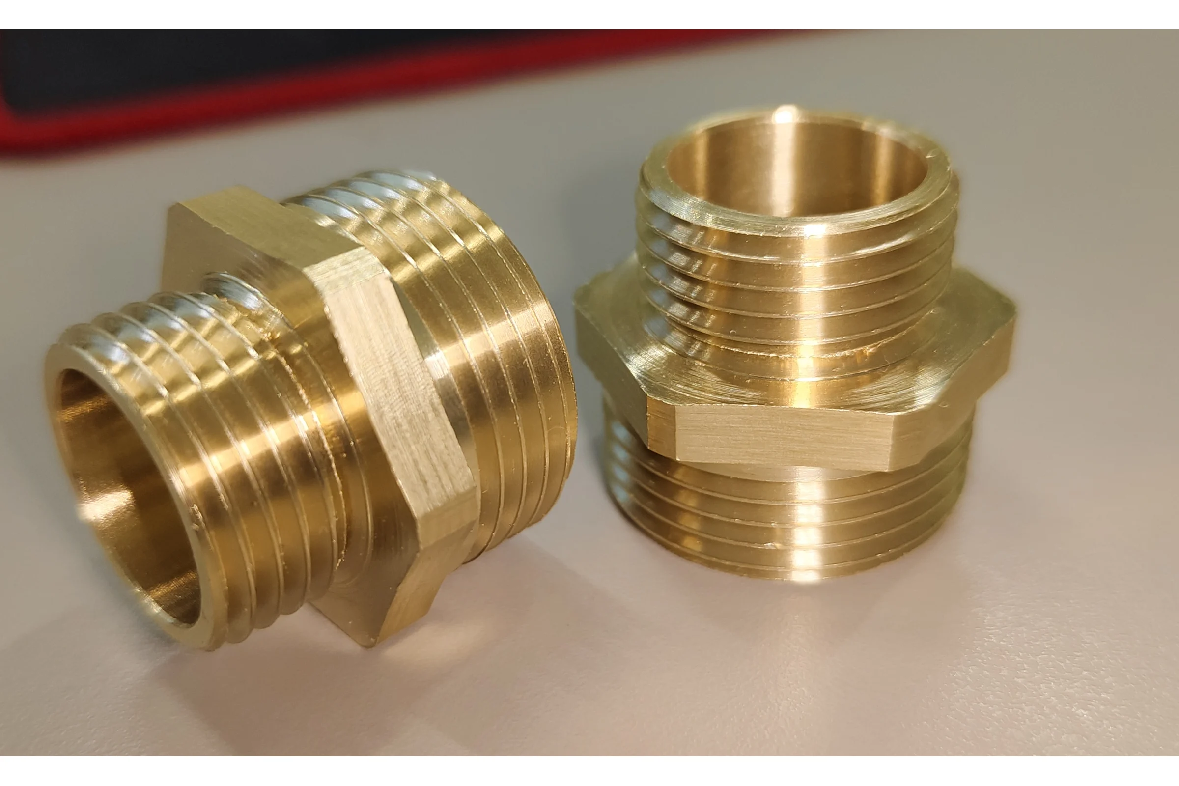 Штуцер переходной Апогей G3/4''НР-G1/2''НР 2 шт 311050