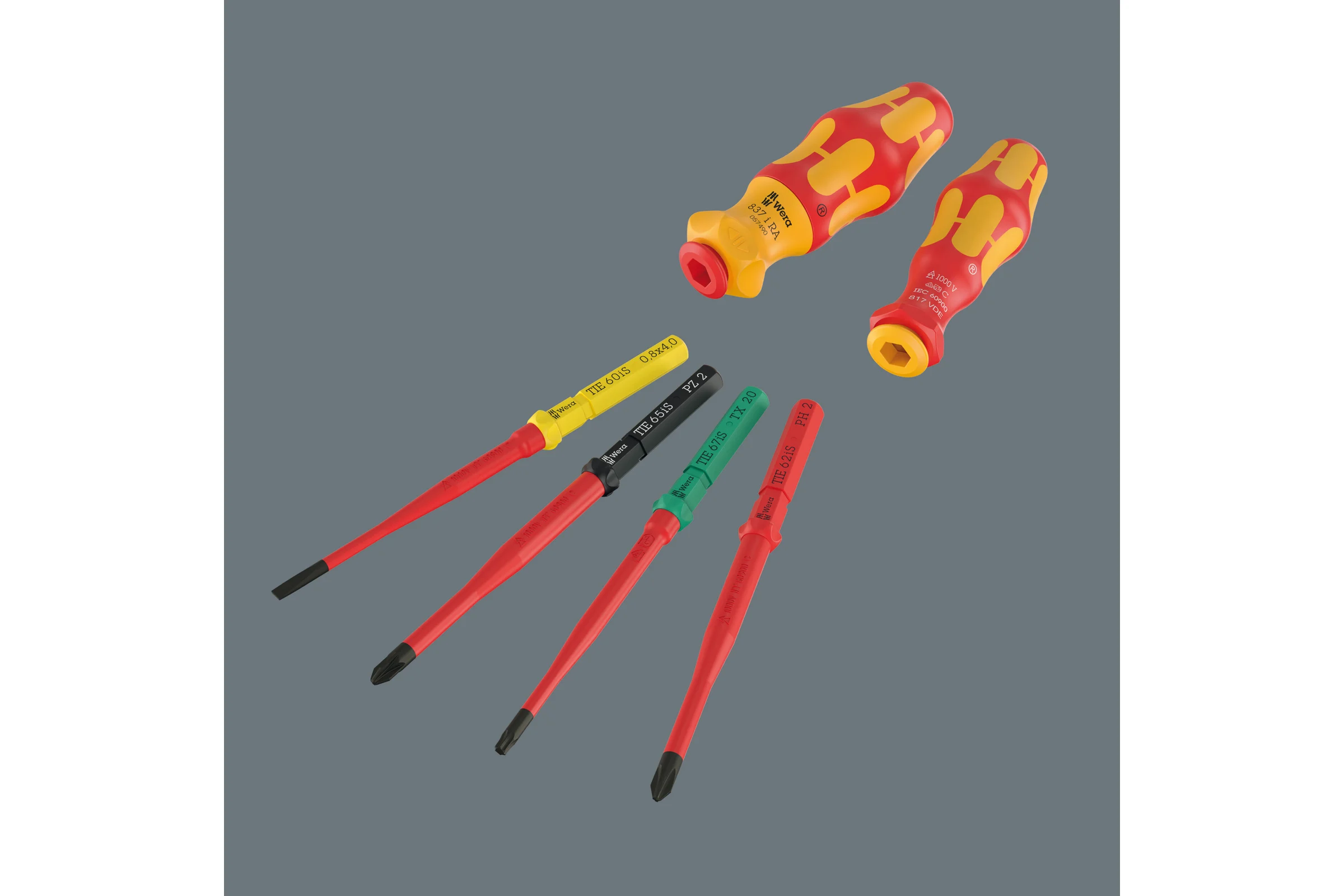 Набор насадок с 2 отвёртками-битодержателями и Пассатижи KNIPEX 08 26 185 WERA Kraftform Kompakt VDE 17 extra slim 2 Tool finder 17 предметов WE-006610
