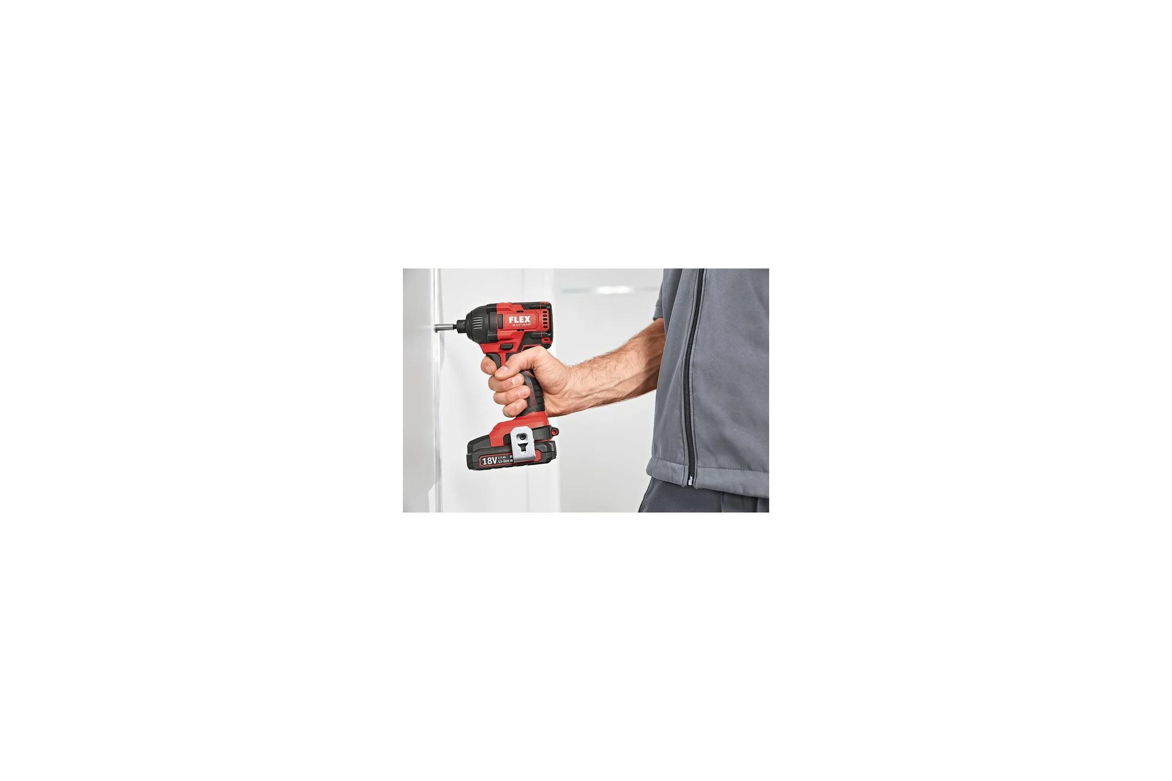 Трехскоростной ударный аккумуляторный шуруповерт FLEX ID 1/4" 18.0-EC/5.0 Set 504920