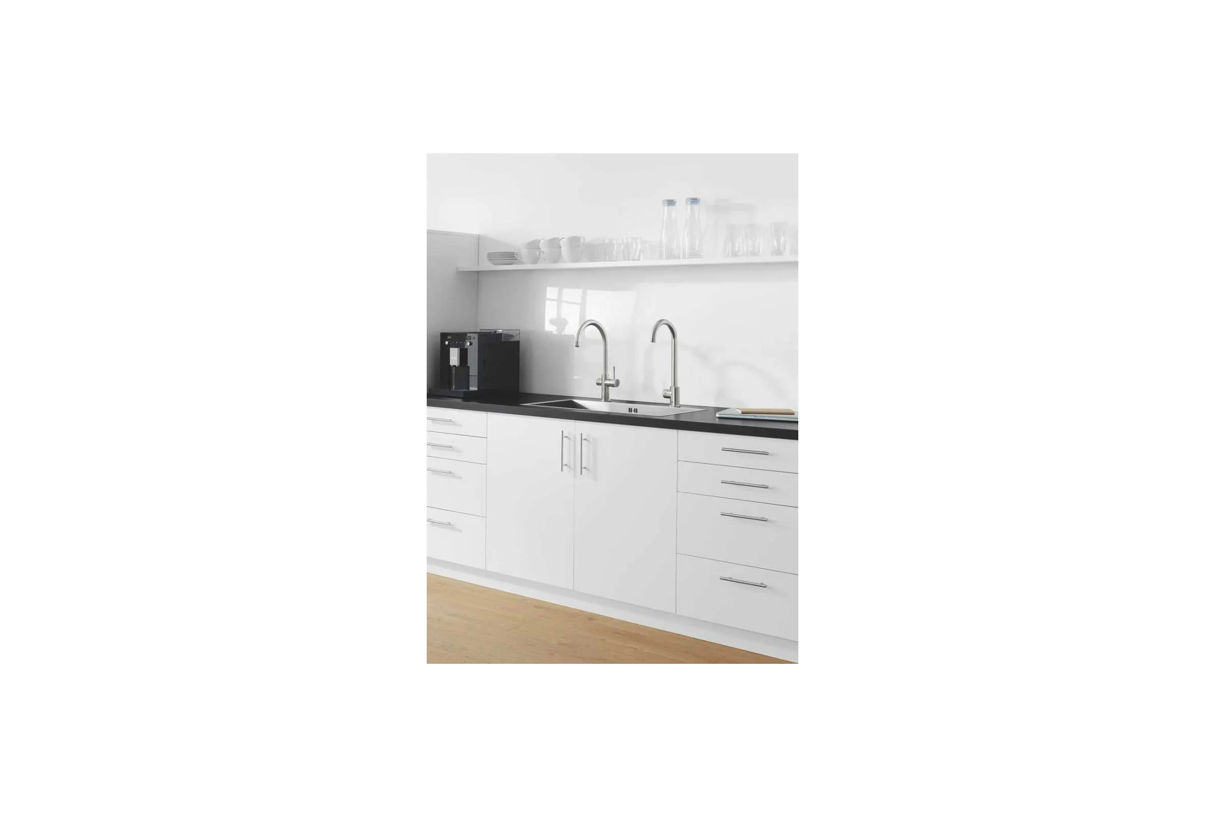 Кран для кухонной мойки Grohe Blue Home Mono с системой фильтрации, охлаждения и газирования воды, Wi-Fi, темный графит матовый 31498AL1