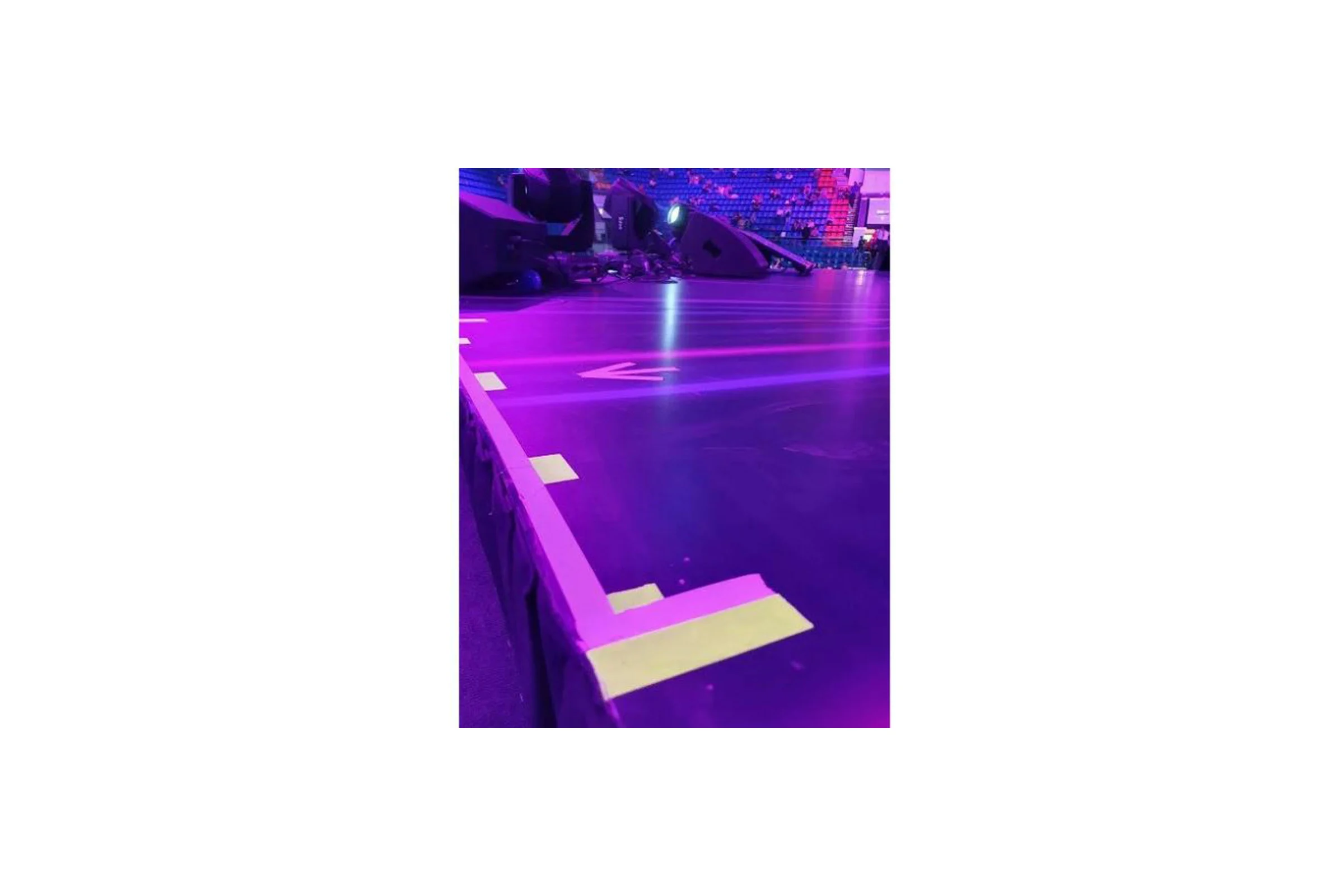Армированная односторонняя лента HPX FR2525 FLUO PINK 25 мм х 0.30 мм х 25 м, розовая 4820219501534