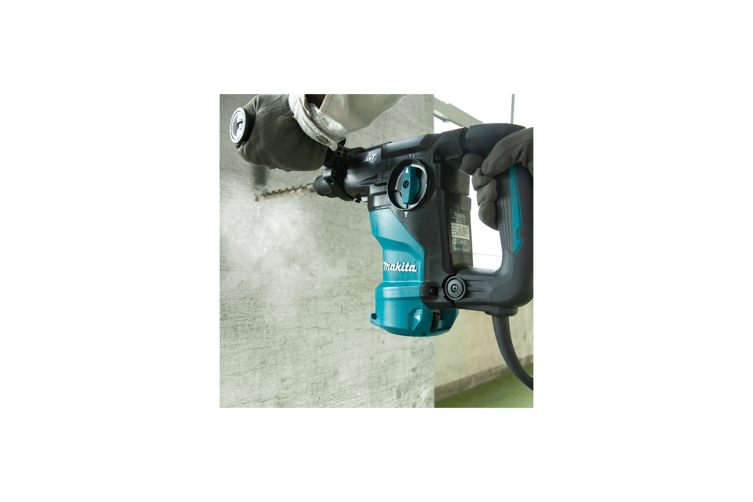 Перфоратор Makita HR3011FCJ