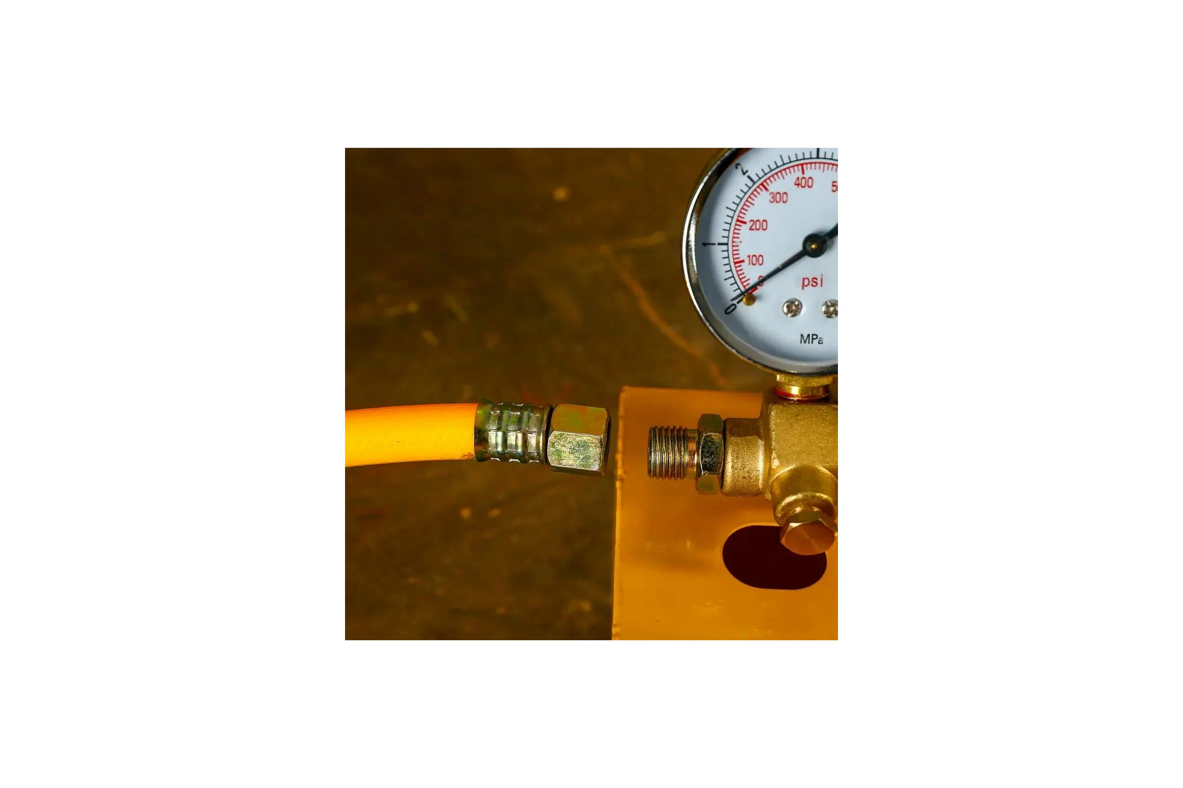 Ручной опрессовщик DEKO HTP01 (5 л., 0-60 атм., 3 кг) 068-1311
