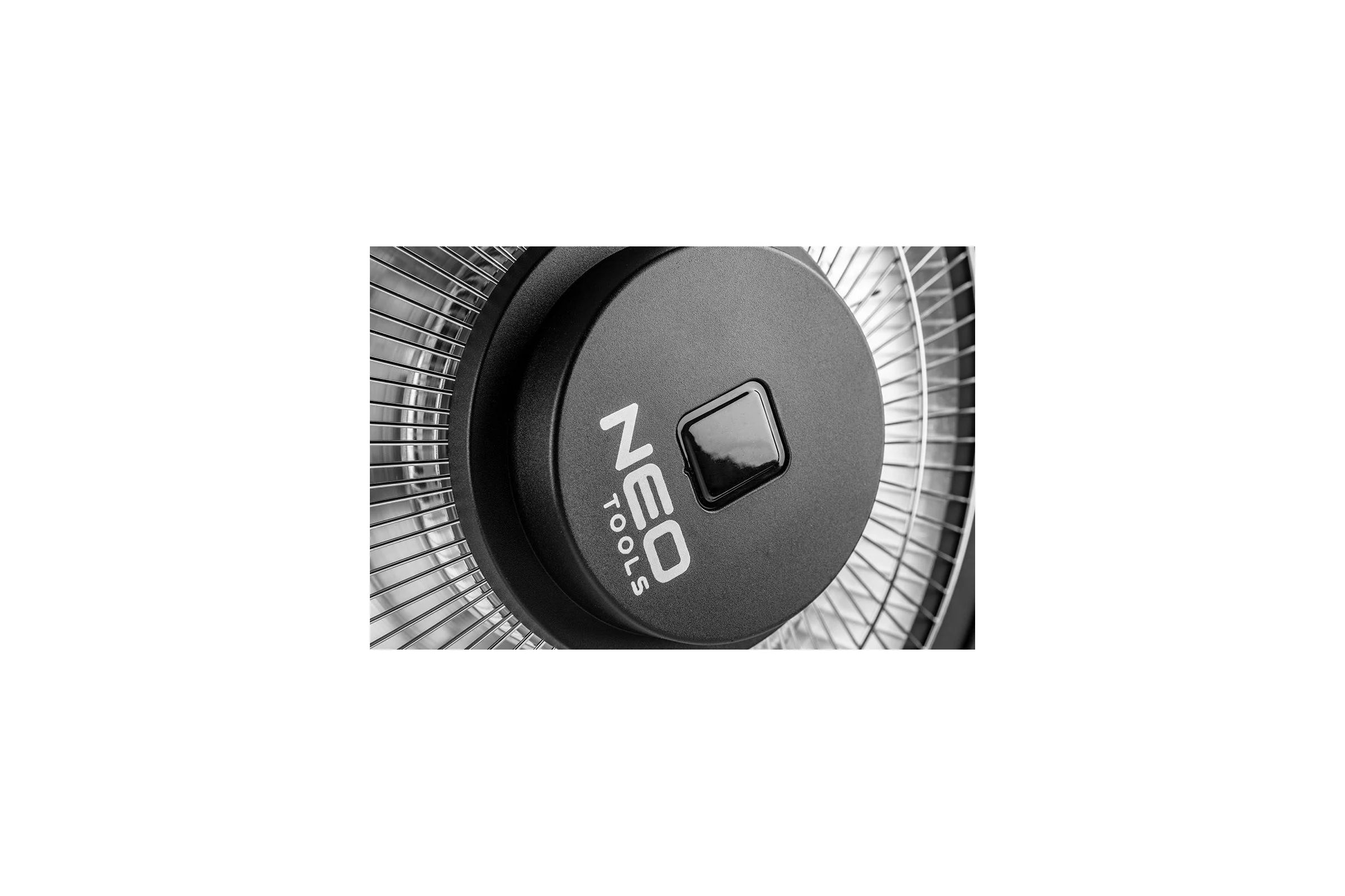 Радиатор NEO Tools 1500 Вт, IP44, пульт дистанционного управления 90-034