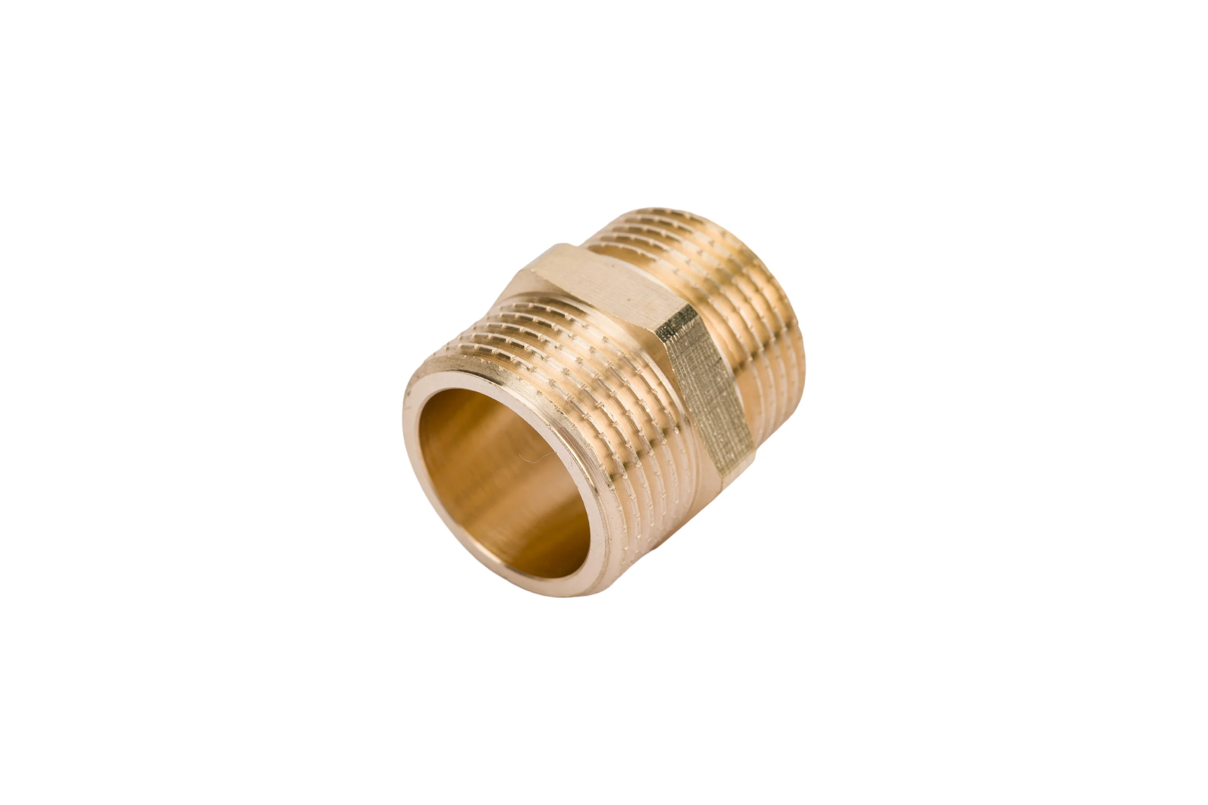 Латунный ниппель AV Engineering наружная-наружная 3/4 AVE303002