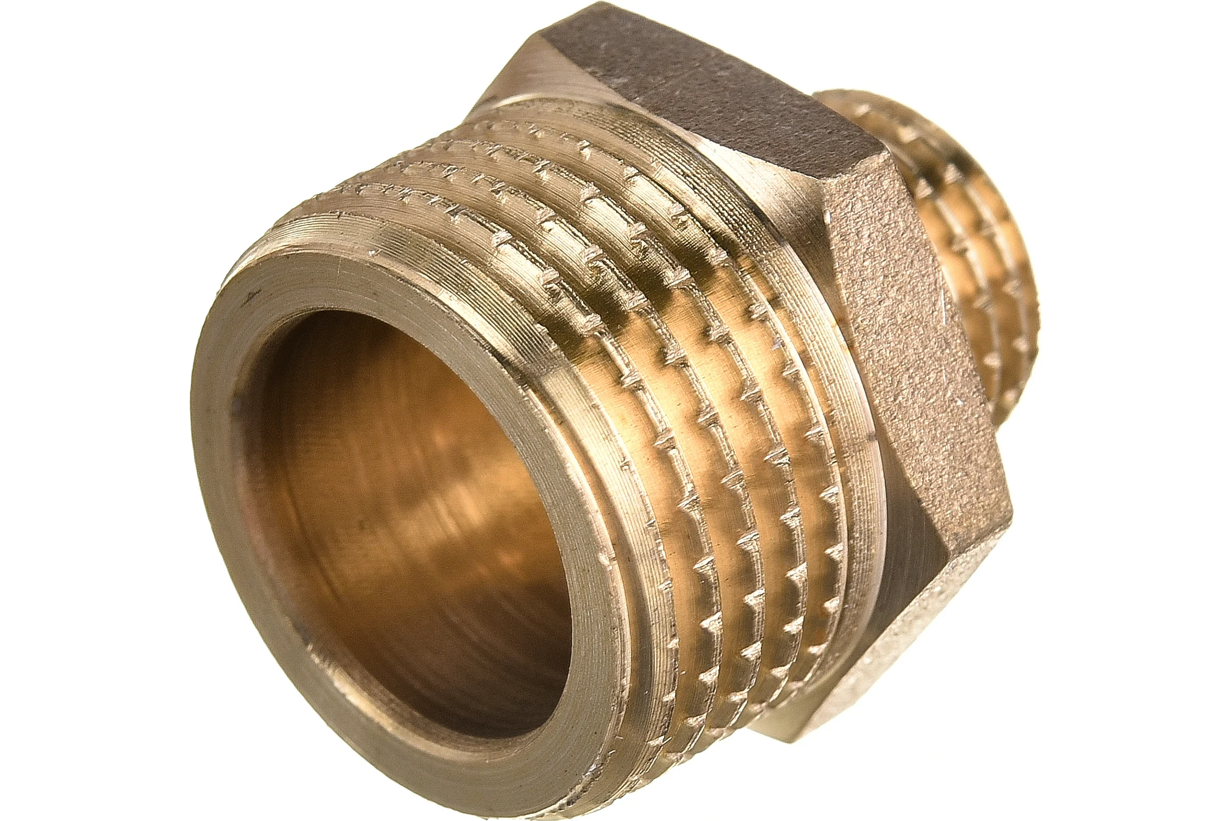 Латунный ниппель AV Engineering редукционный наружная-наружная 1/2x1/4 AVE303007