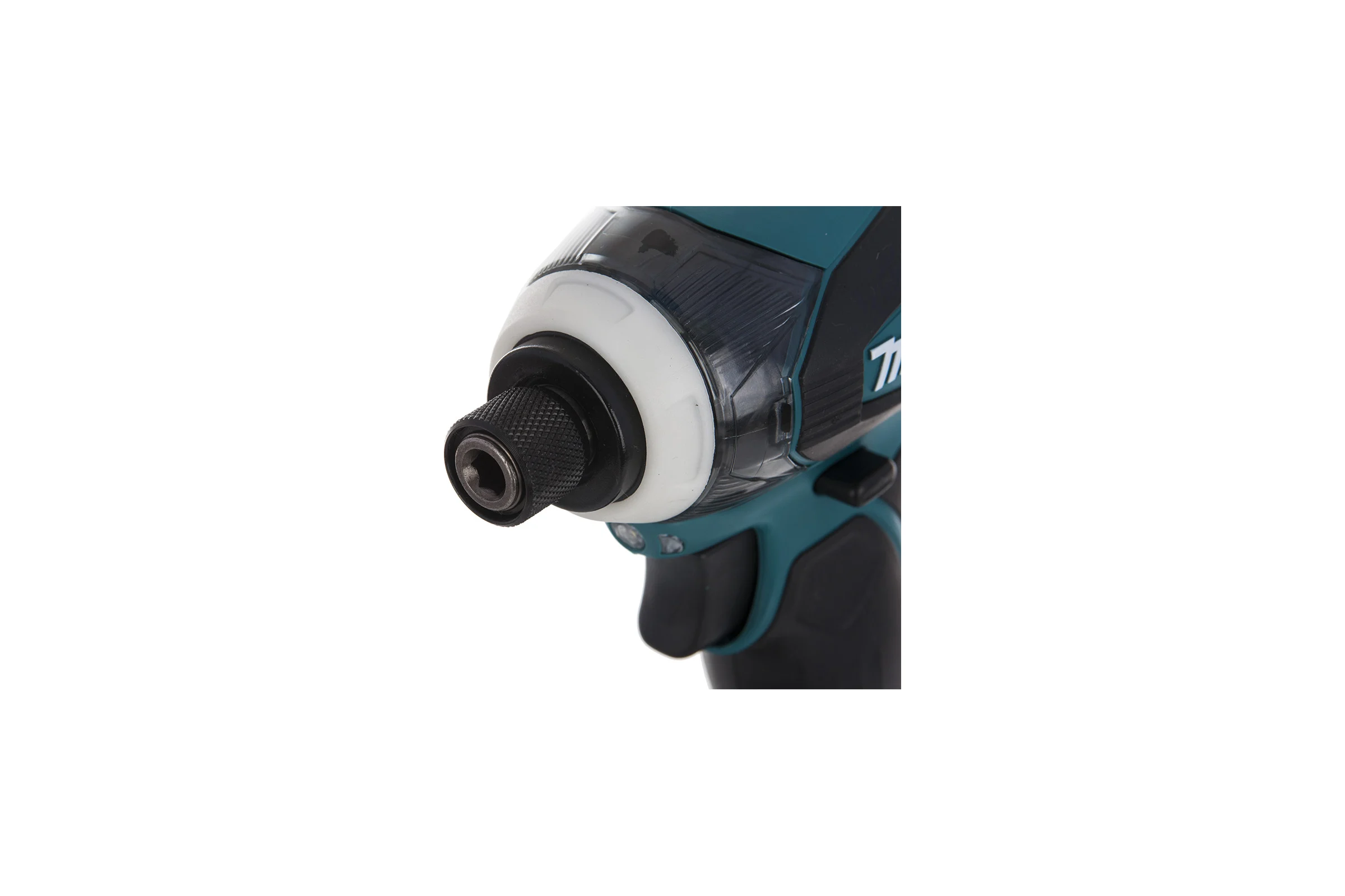 Аккумуляторный ударный шуруповерт Makita BTD146RFE