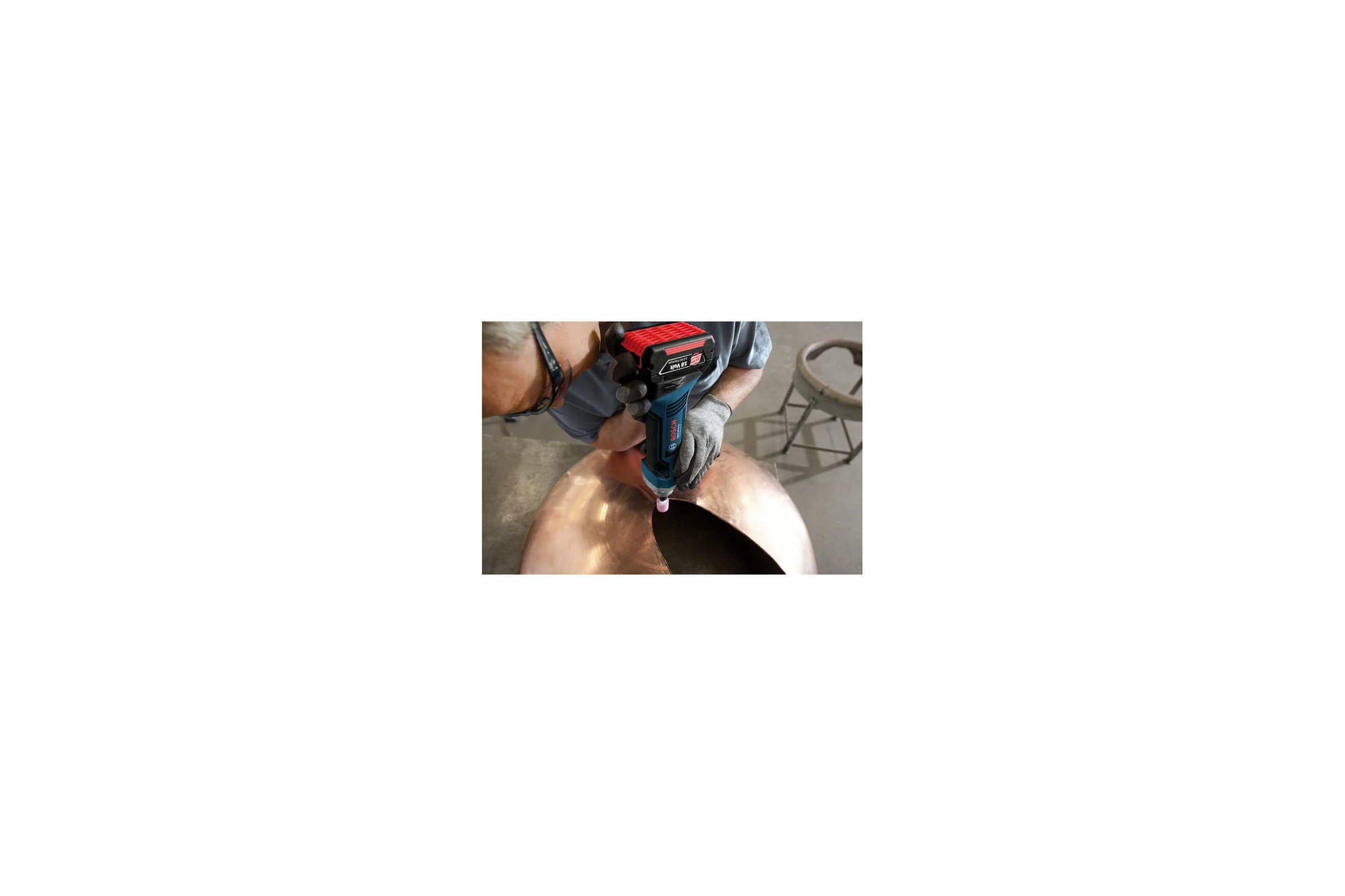 Аккумуляторная прямая шлифмашина Bosch GGS 18 V-LI 0.601.9B5.300