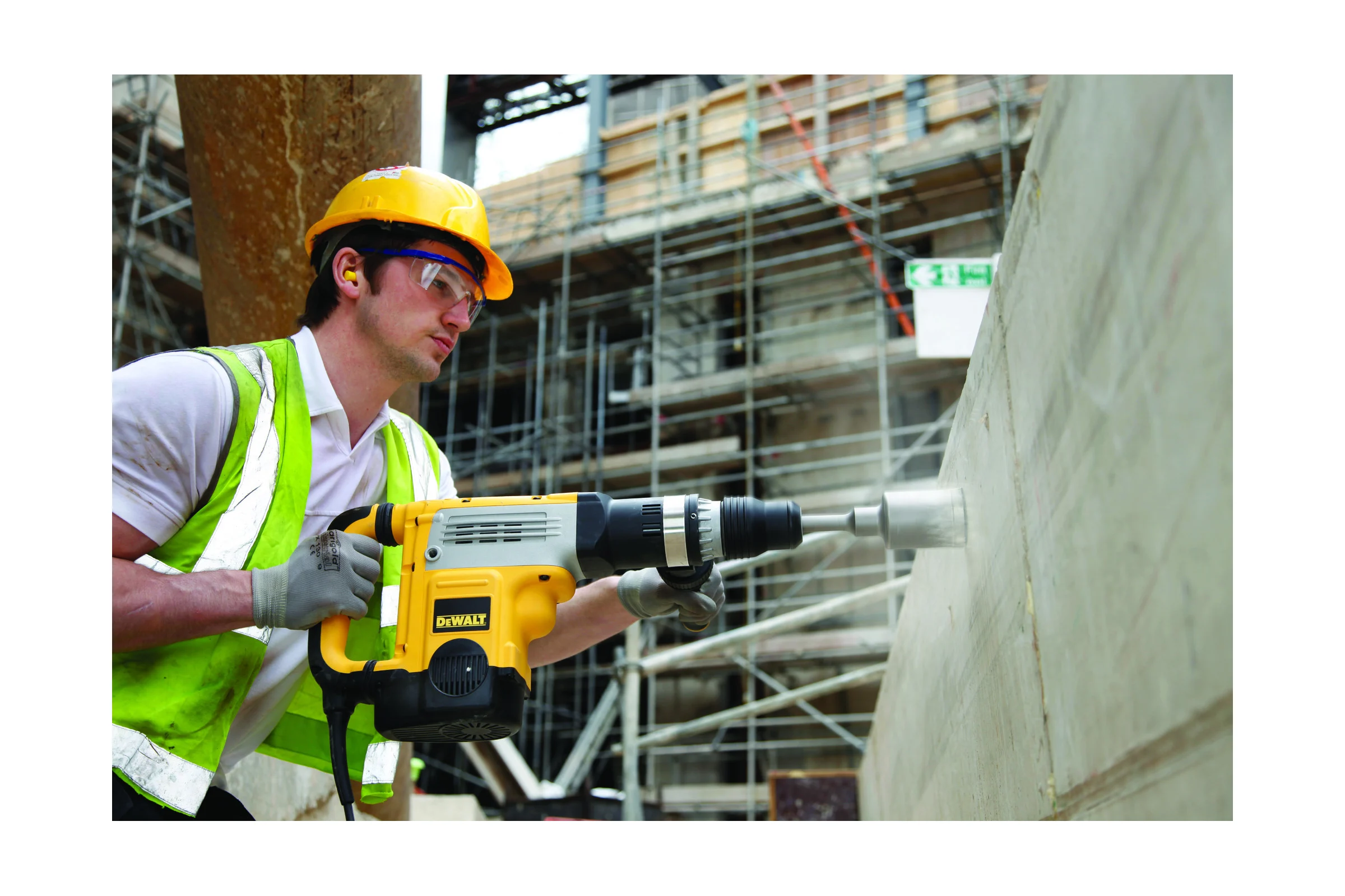 Комбинированный перфоратор DEWALT D 25763 K