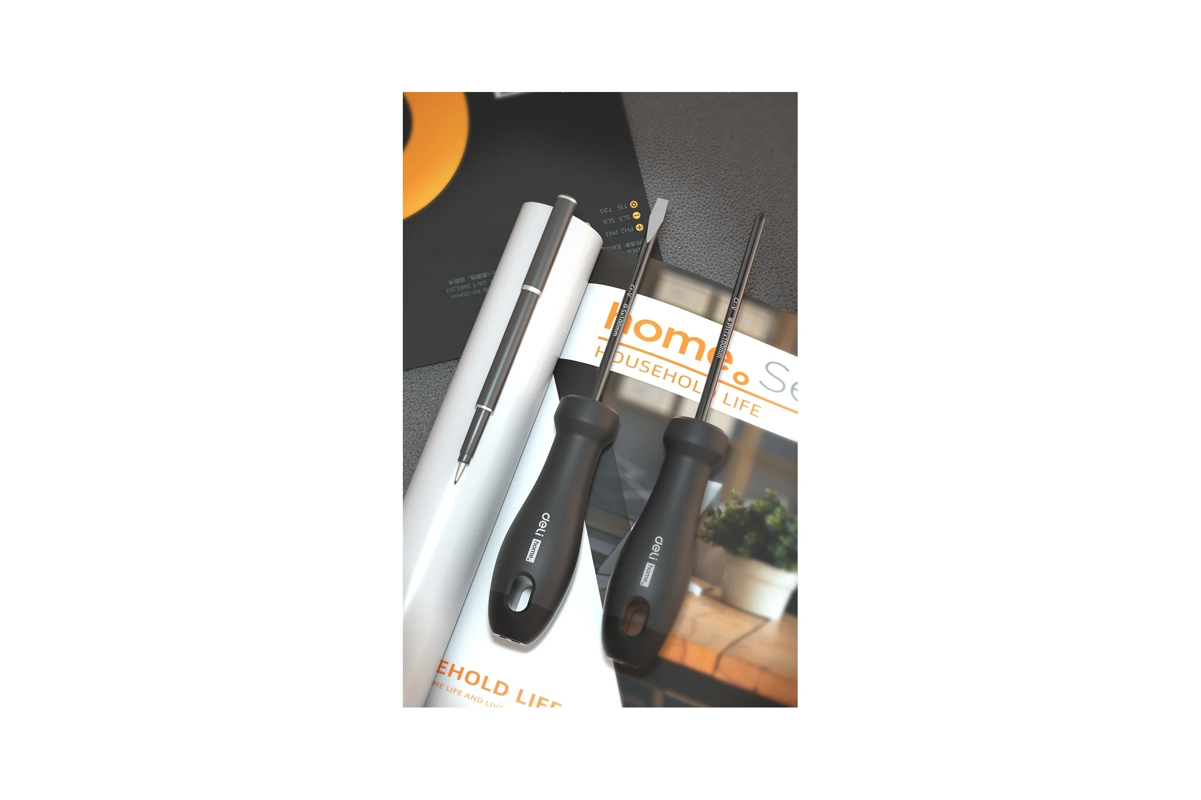 Набор отверток DELI Home Series Black HT1002 2 шт. (PH1x100, SL5x100, Cr-V, Soft Touch рукоятка, подарочная упаковка, эксклюзивный дизайн) 104594
