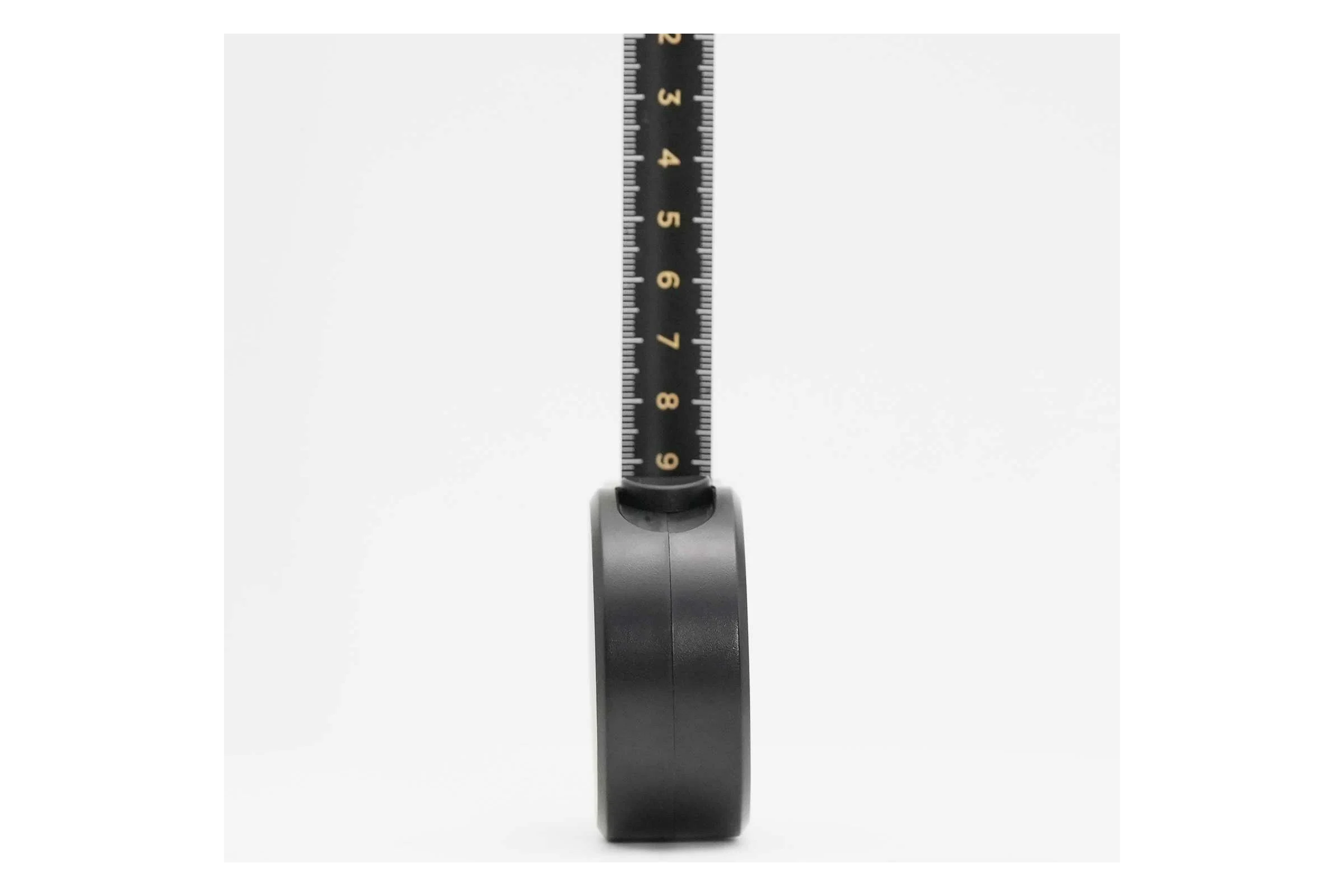 Рулетка DELI Home Series Black HT8316 3 м, 16 мм, эксклюзивный дизайн, корпус высококачественный Софт-тач пластик 104618