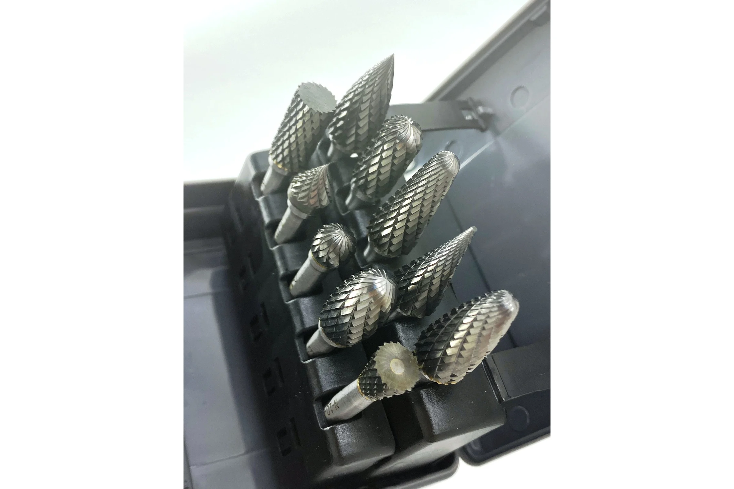 Набор бор-фрез твердосплавных из 10 шт. (A10,C10,D10,E12,F12,G12,J10,L12,M12,N10) х 6 мм Х-образная насечка Sekira 00-00018050