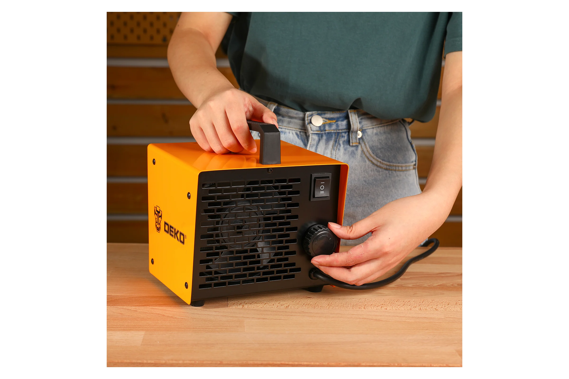 Тепловая электрическая пушка DEKO DKIH2200, 2200Вт 082-1008