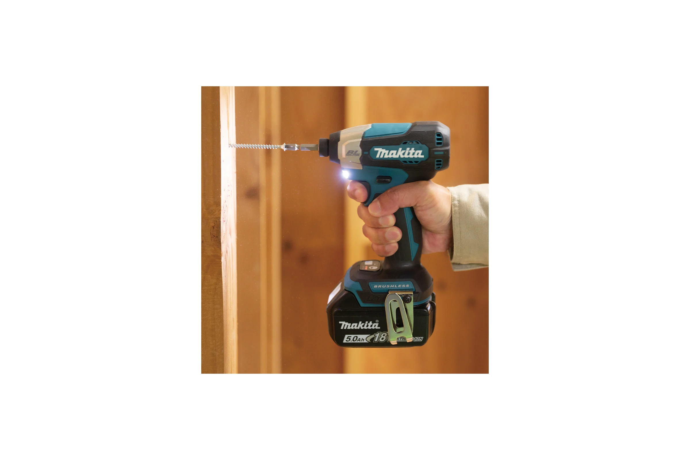 Аккумуляторный ударный шуруповерт Makita 18В, BL, XPT, Li-ion, 140 Нм, 2 скорости DTD157RTJ