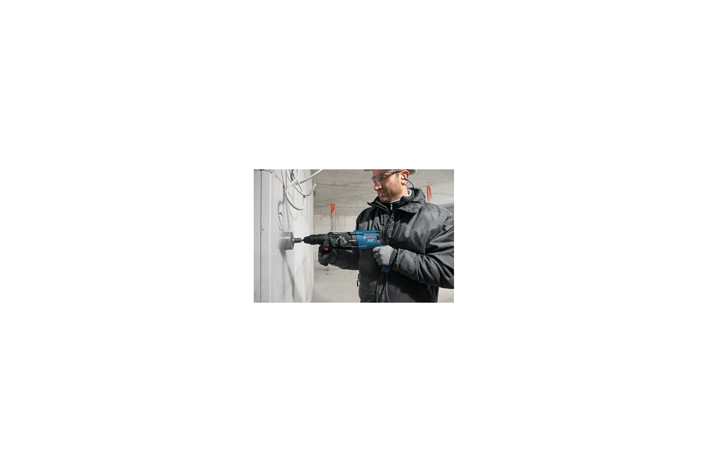 Перфоратор Bosch GBH 2-28 DFV + набор оснастки 0.611.267.204