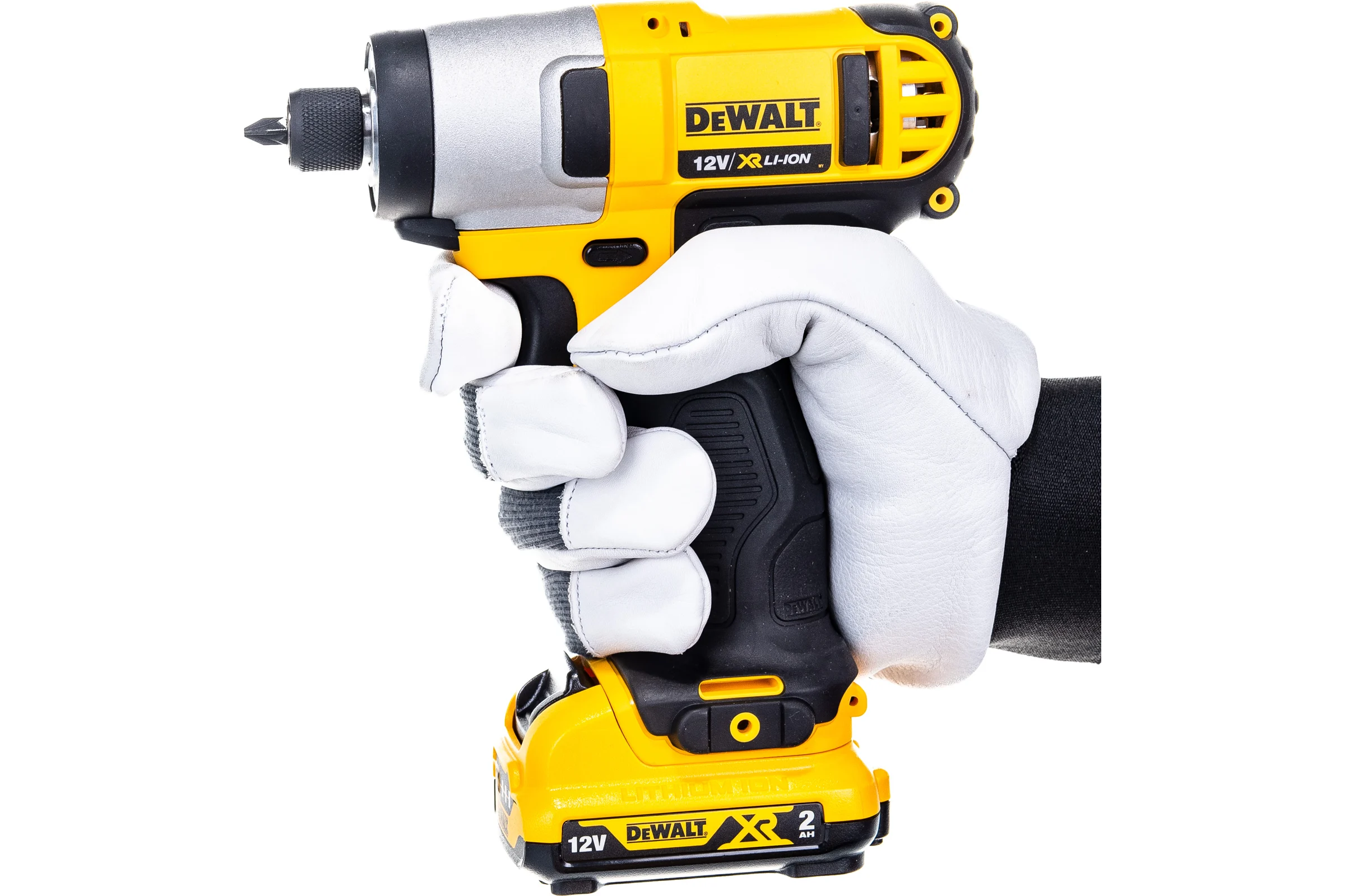Аккумуляторный шуруповерт DEWALT DCF 815 D2