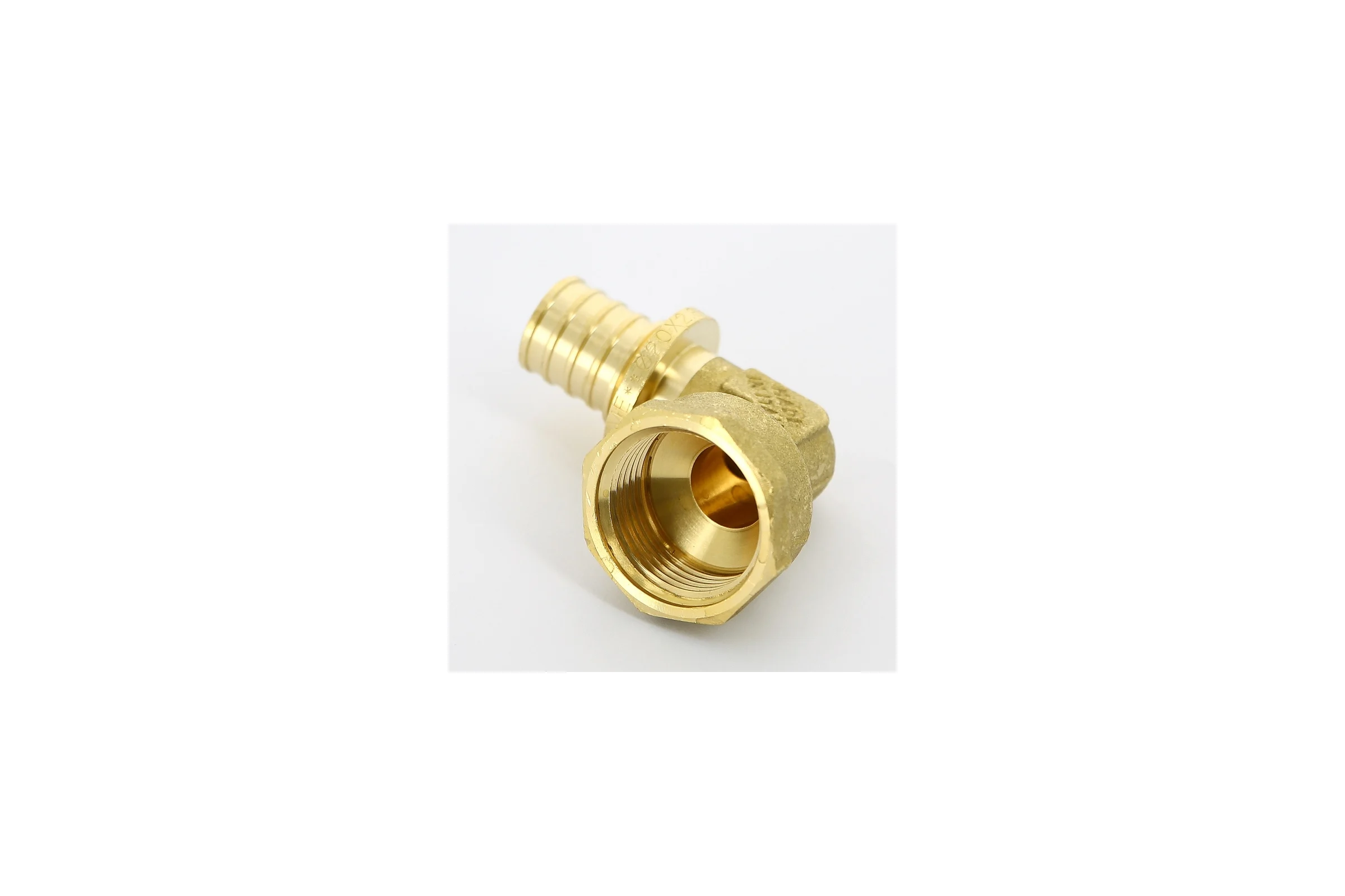 Аксиальный угол Uni-Fitt-В 20x3/4" 744G7300